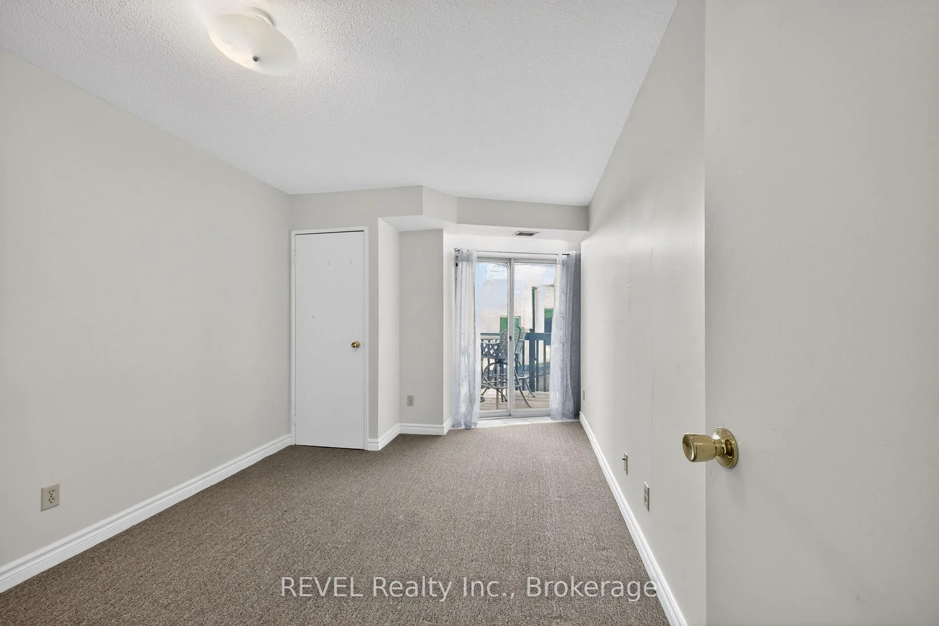 Photo 20 of Unit 207, 7 Gale Crescent, St. Catharines, E. Chester — HOMEH