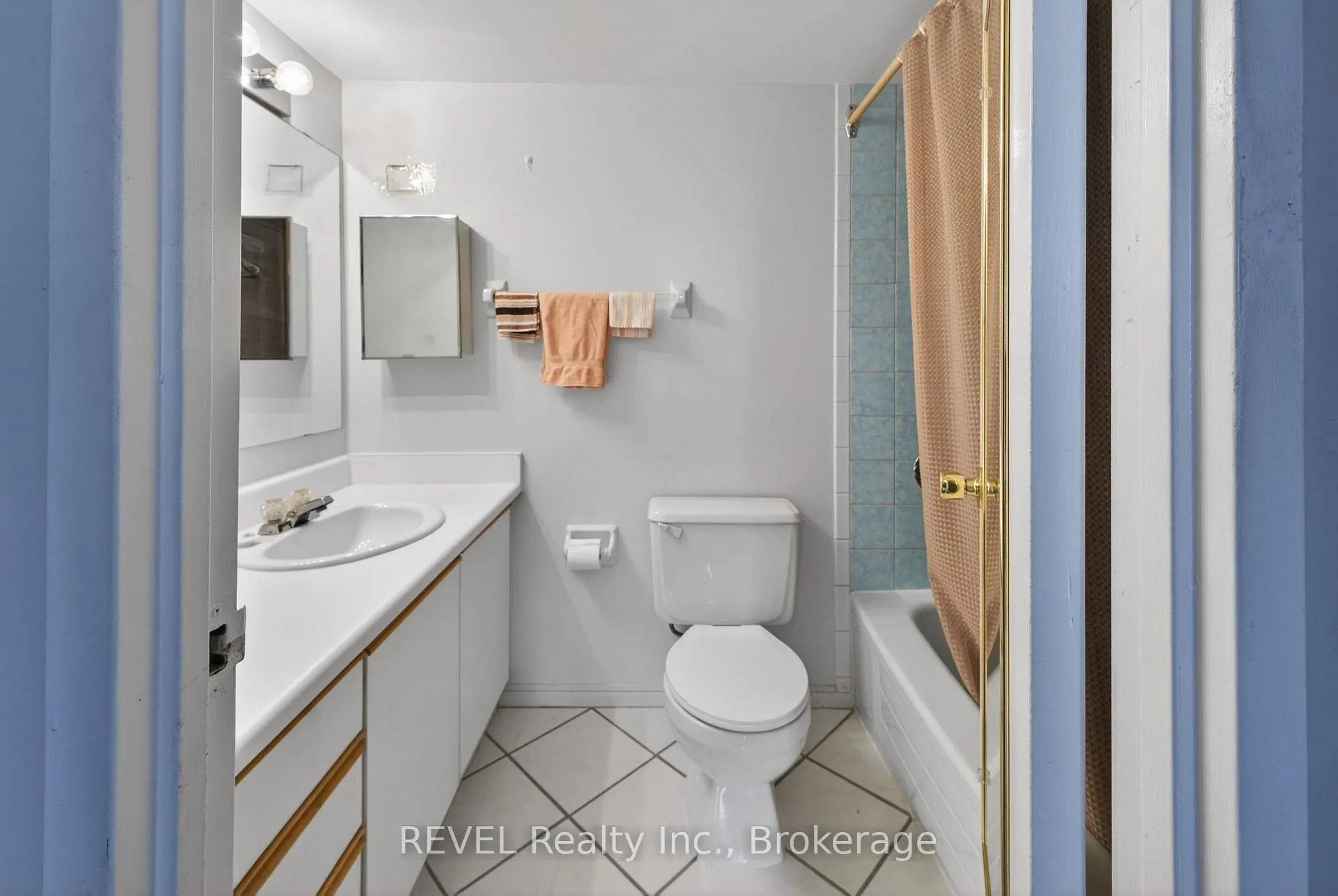 Photo 22 of Unit 207, 7 Gale Crescent, St. Catharines, E. Chester — HOMEH