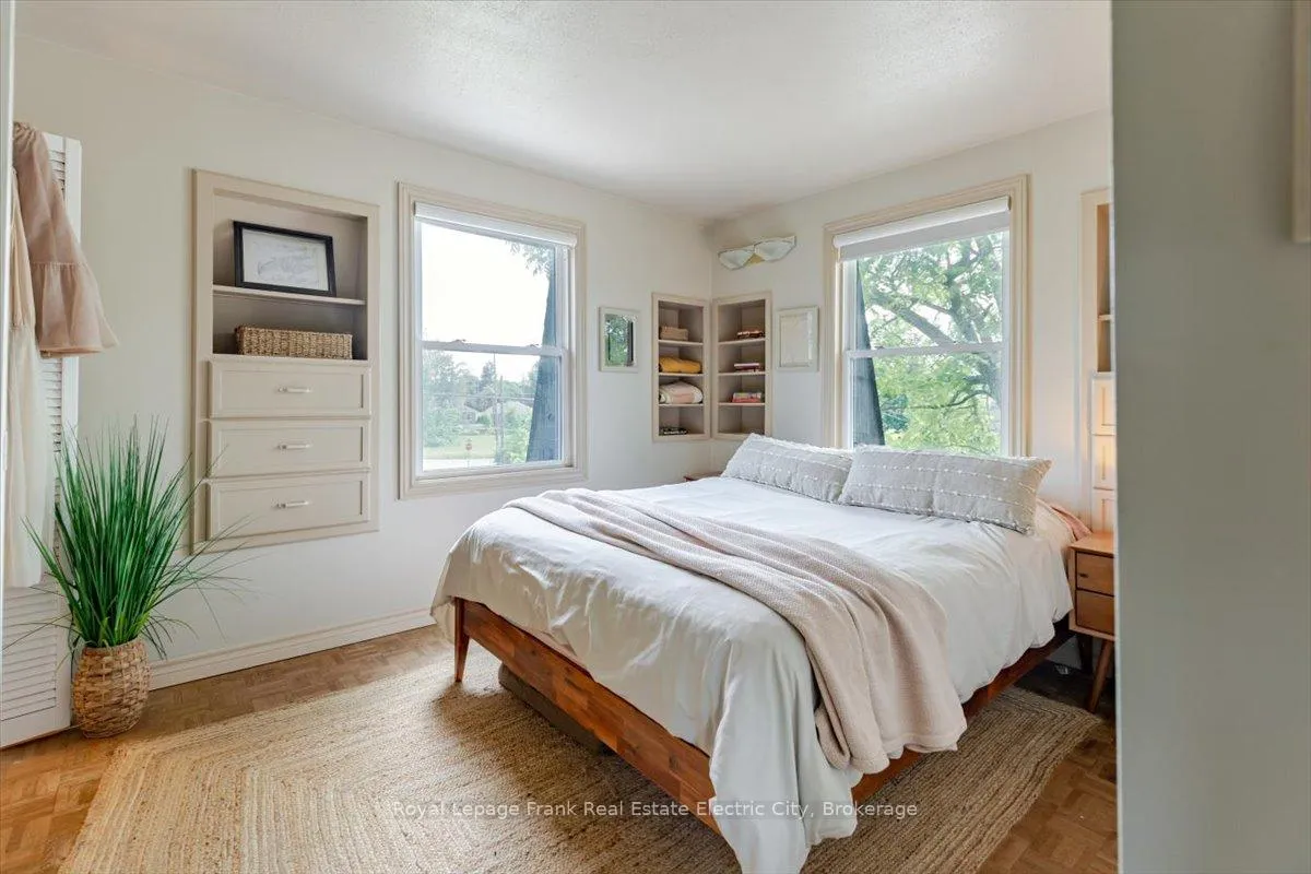 Photo 33 of 700 Trent Street, Peterborough, Ashburnham Ward 4 — HOMEH