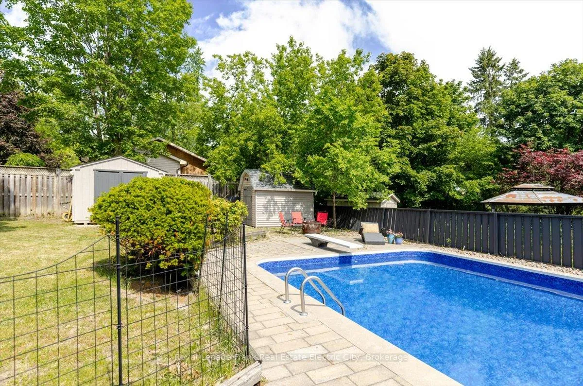 Photo 40 of 700 Trent Street, Peterborough, Ashburnham Ward 4 — HOMEH