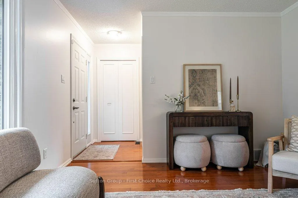 Photo 12 of 488 Castlegrove Boulevard, London, North K — HOMEH