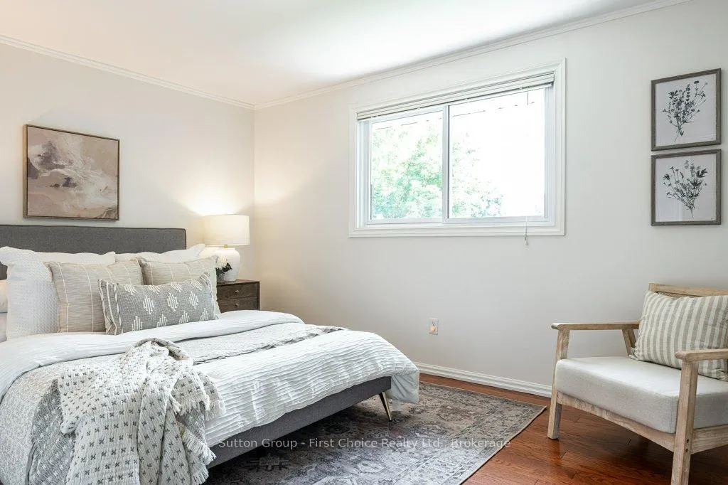 Photo 19 of 488 Castlegrove Boulevard, London, North K — HOMEH