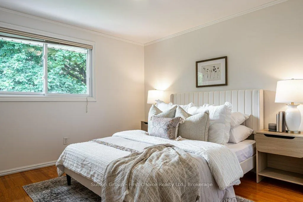 Photo 27 of 488 Castlegrove Boulevard, London, North K — HOMEH