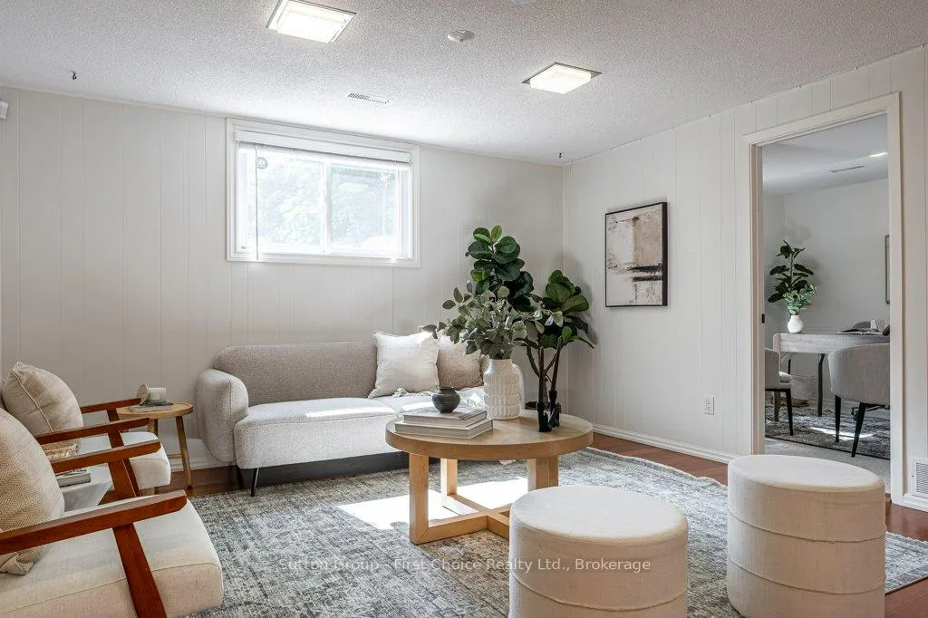 Photo 28 of 488 Castlegrove Boulevard, London, North K — HOMEH