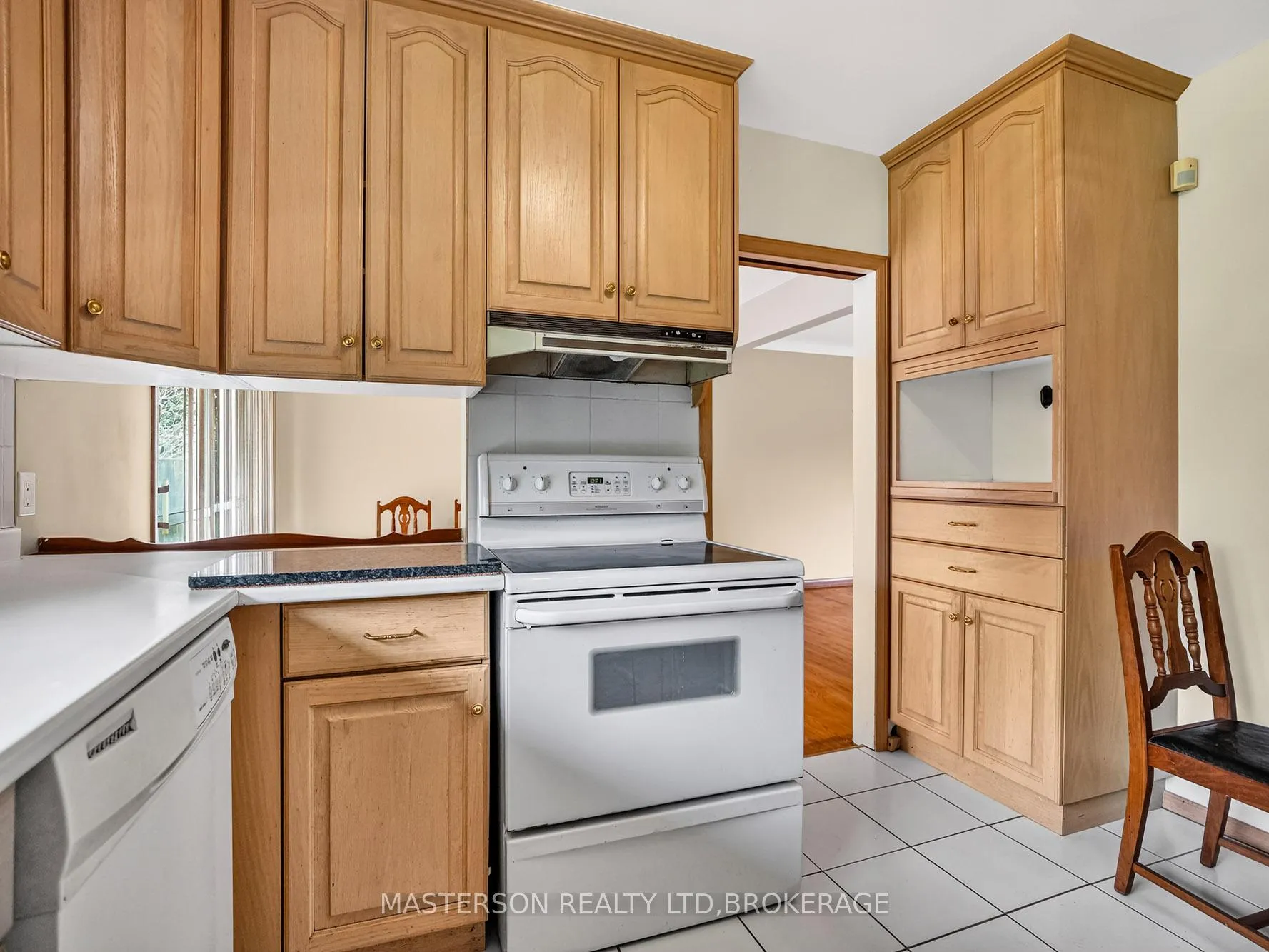 Photo 13 of 3 Star Circle, St. Catharines, Bunting/Linwell — HOMEH