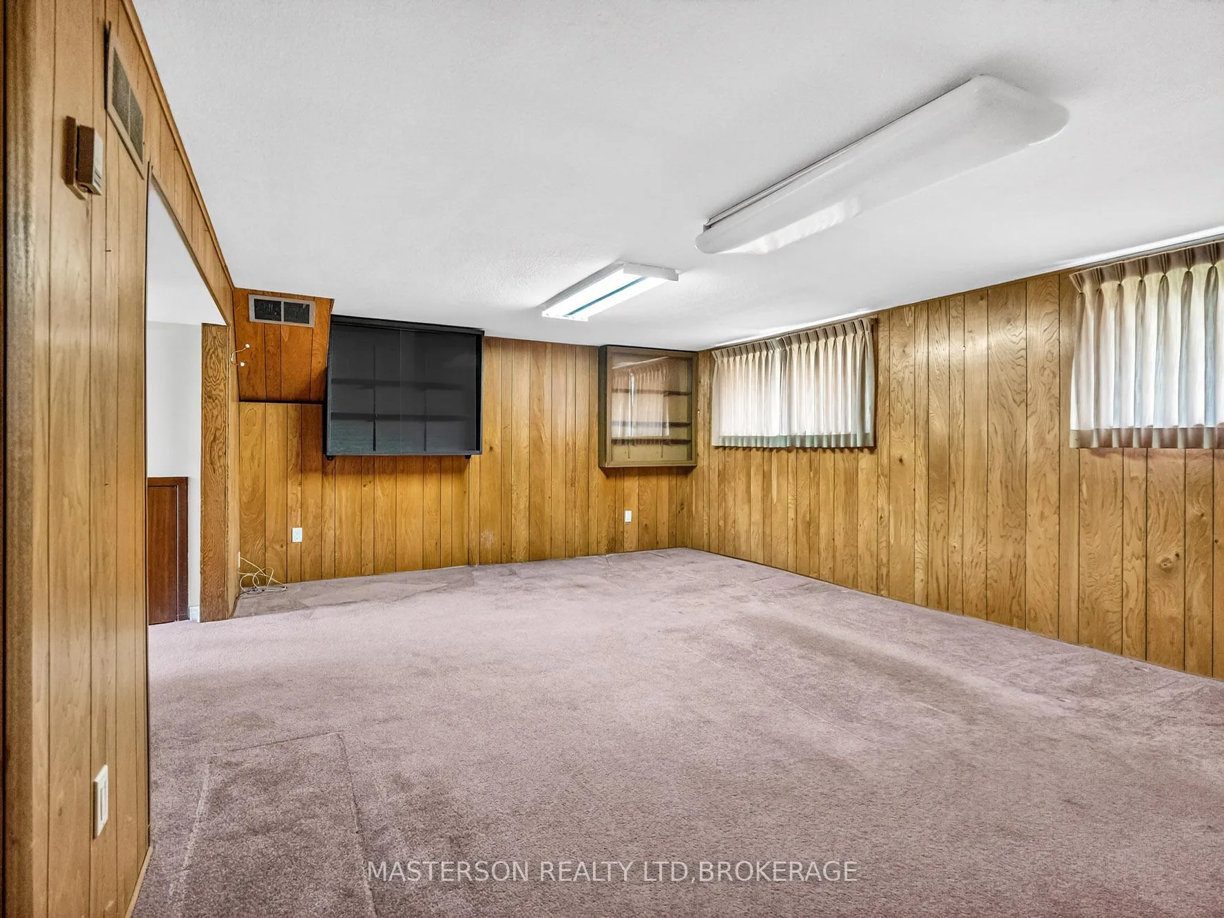 Photo 21 of 3 Star Circle, St. Catharines, Bunting/Linwell — HOMEH