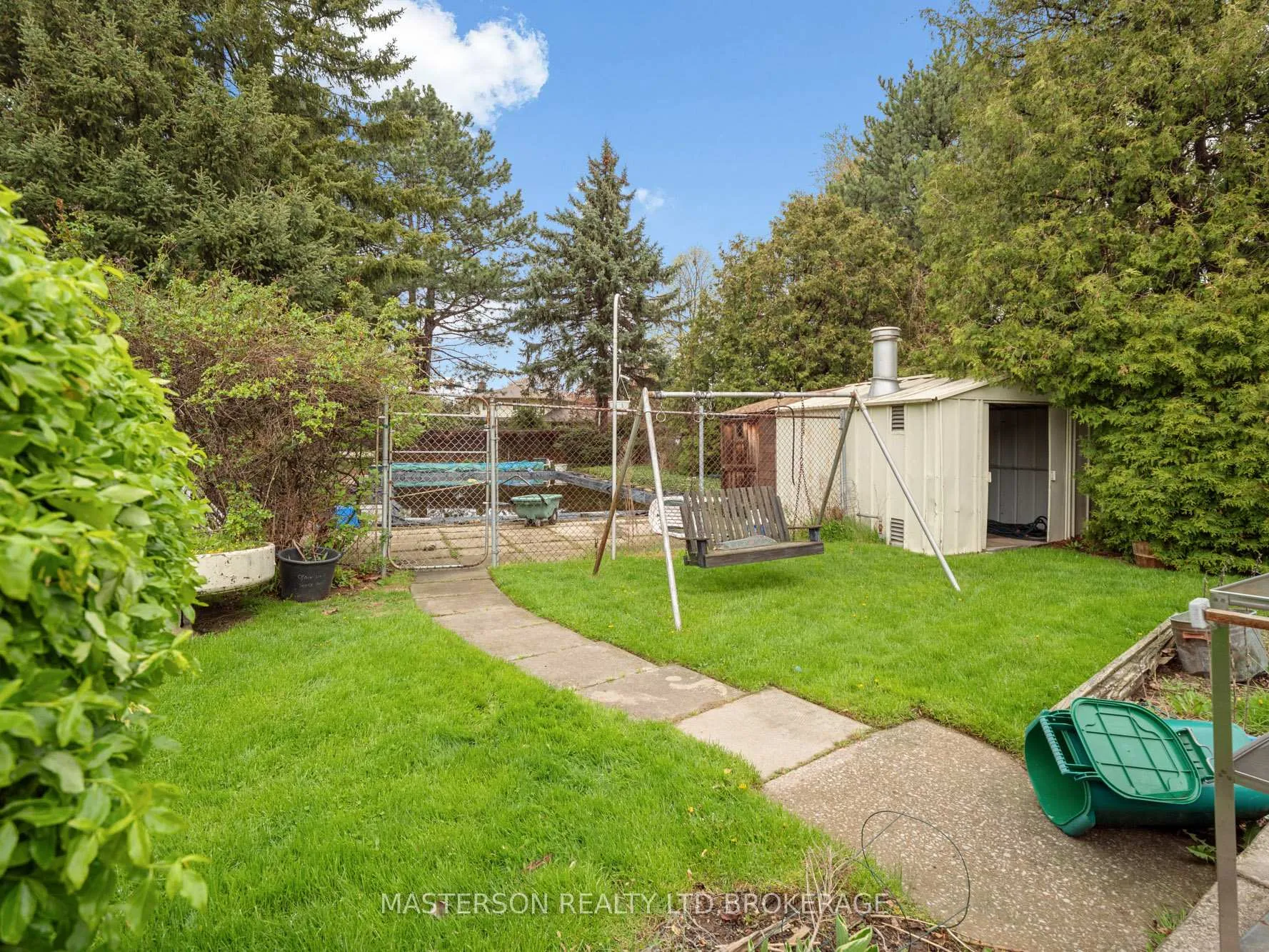 Photo 43 of 3 Star Circle, St. Catharines, Bunting/Linwell — HOMEH