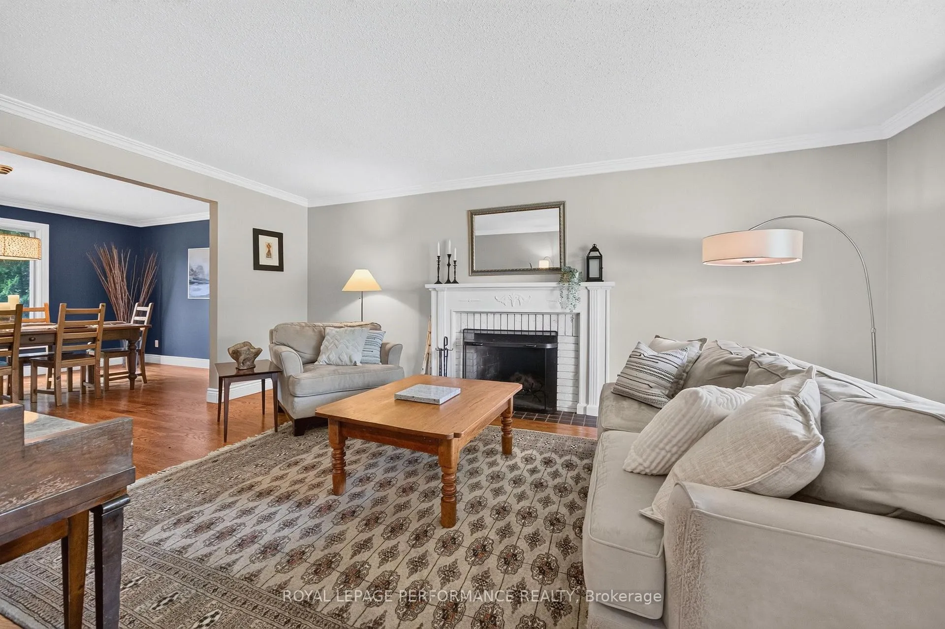 Photo 6 of 889 Dresden Crescent, Ottawa, Whitehaven — HOMEH