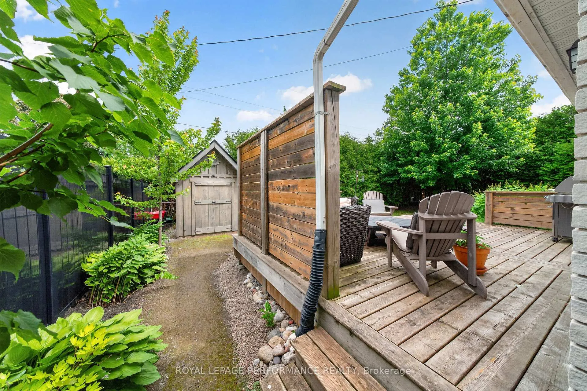 Photo 41 of 889 Dresden Crescent, Ottawa, Whitehaven — HOMEH