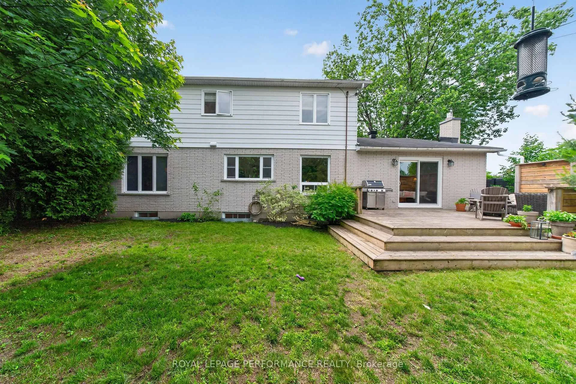 Photo 49 of 889 Dresden Crescent, Ottawa, Whitehaven — HOMEH