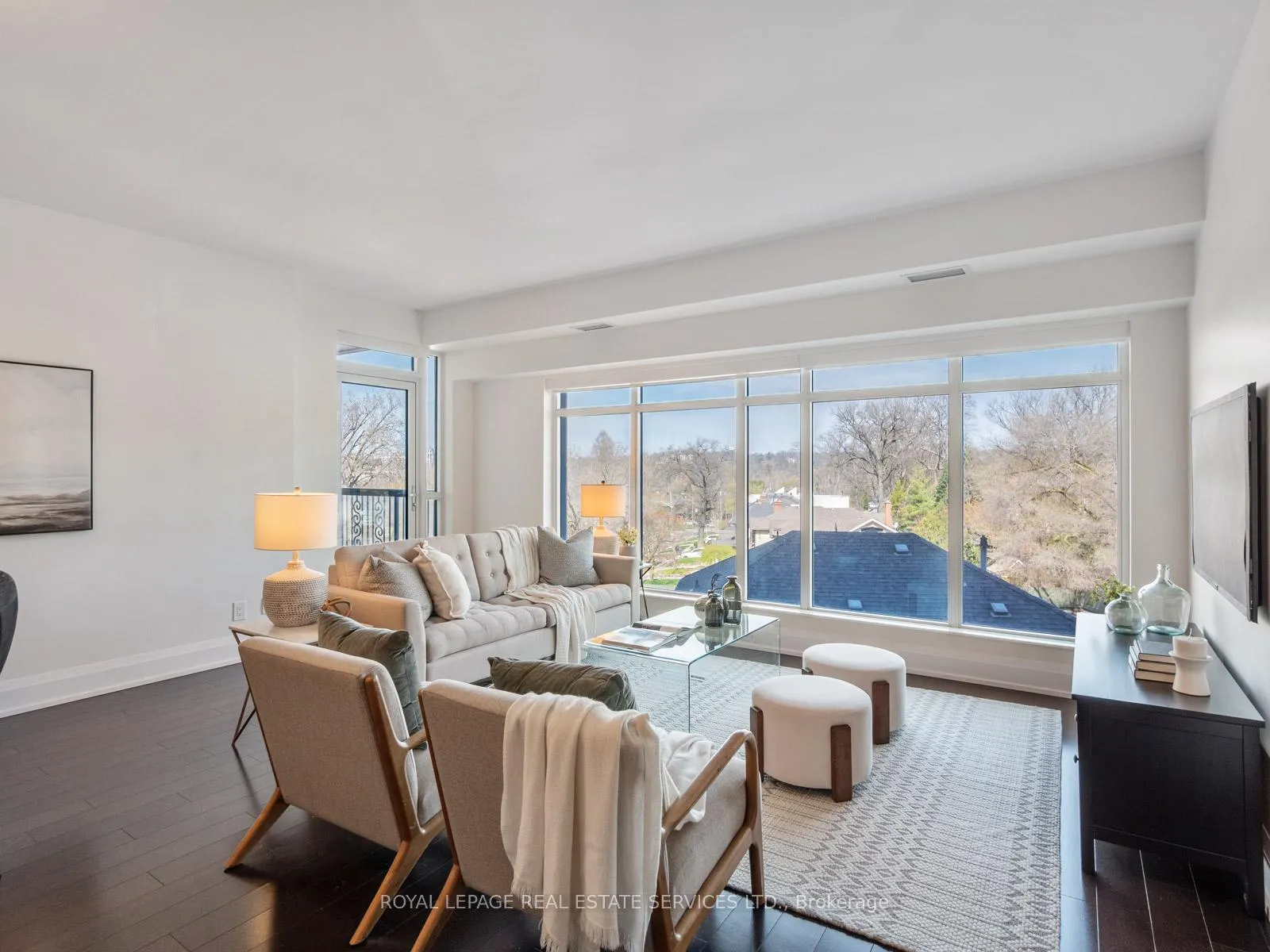 Photo 14 of Unit 225, 1 Old Mill Drive, Toronto, High Park-Swansea — HOMEH