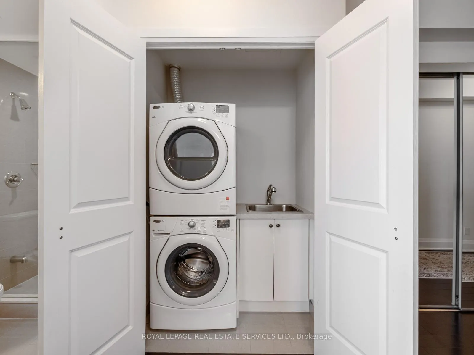 Photo 31 of Unit 225, 1 Old Mill Drive, Toronto, High Park-Swansea — HOMEH