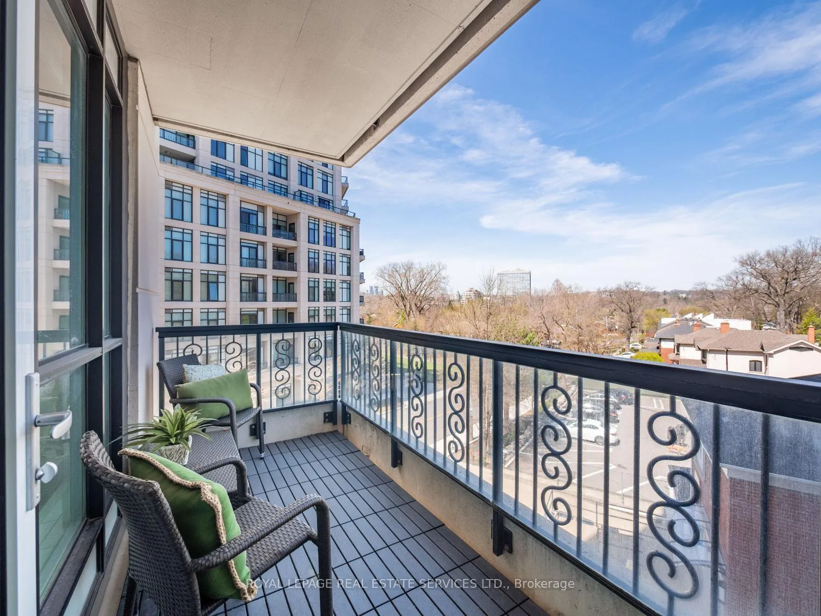 Photo 32 of Unit 225, 1 Old Mill Drive, Toronto, High Park-Swansea — HOMEH