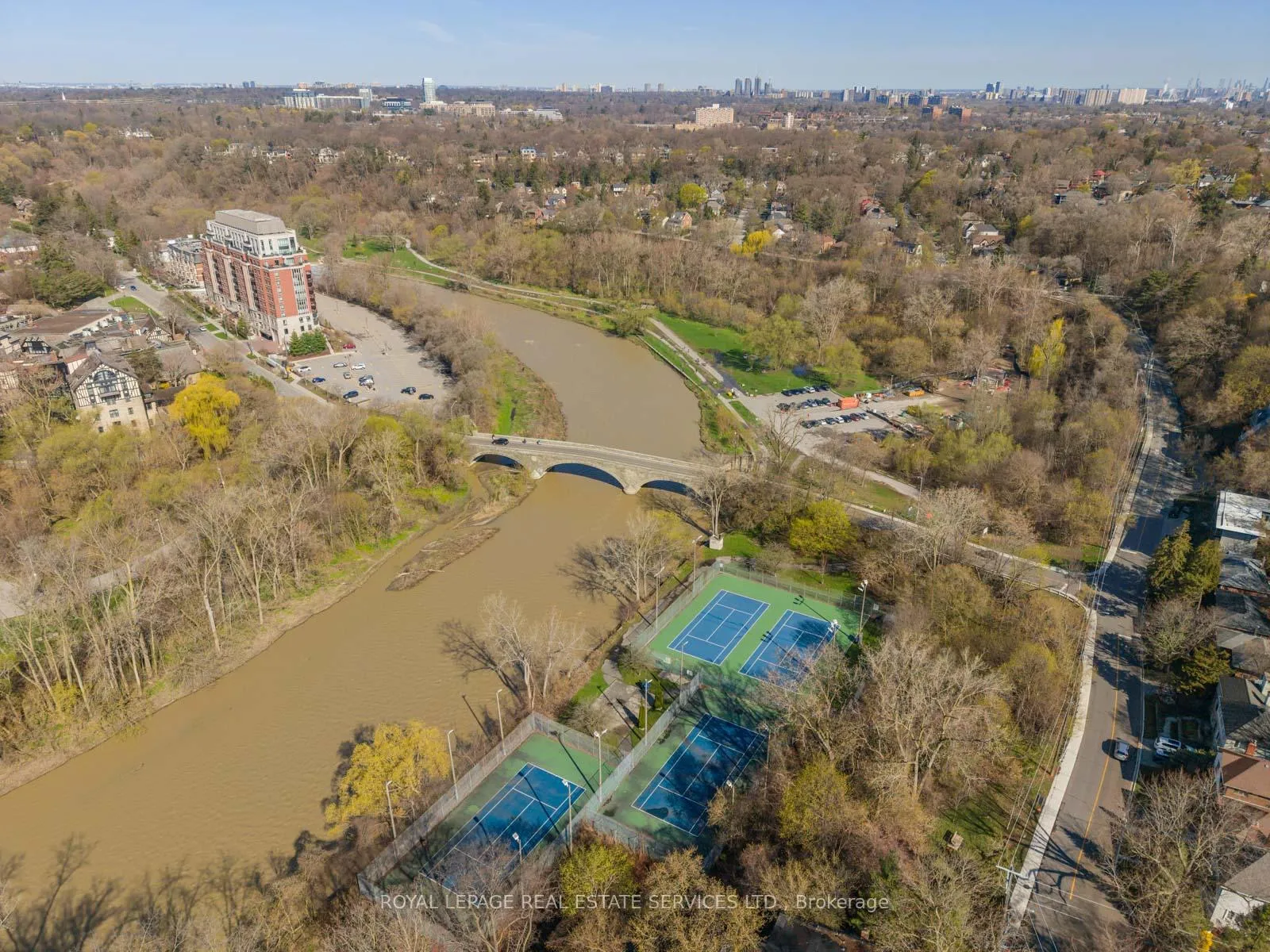 Photo 45 of Unit 225, 1 Old Mill Drive, Toronto, High Park-Swansea — HOMEH