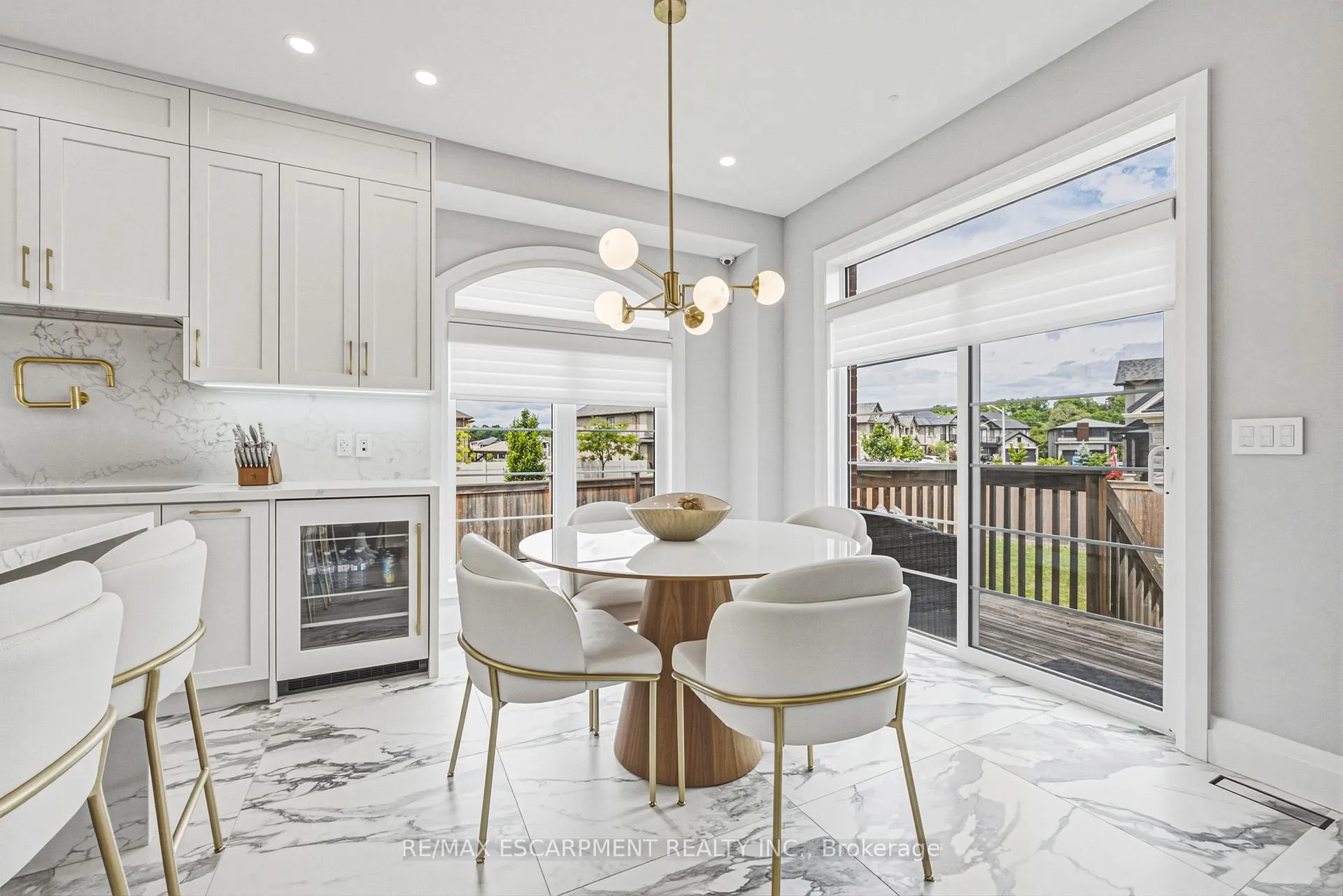 Photo 18 of 55 Robarts Drive, Hamilton, Meadowlands — HOMEH