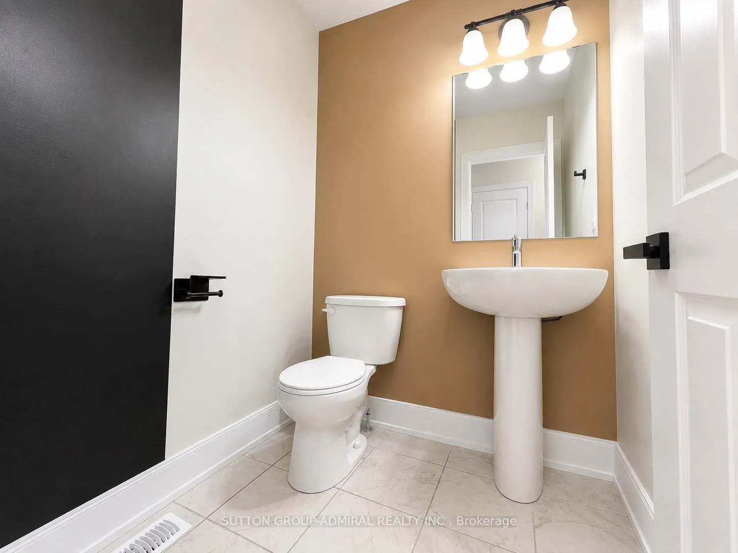 Photo 7 of 1320 Blackmore Street, Innisfil, Alcona — HOMEH