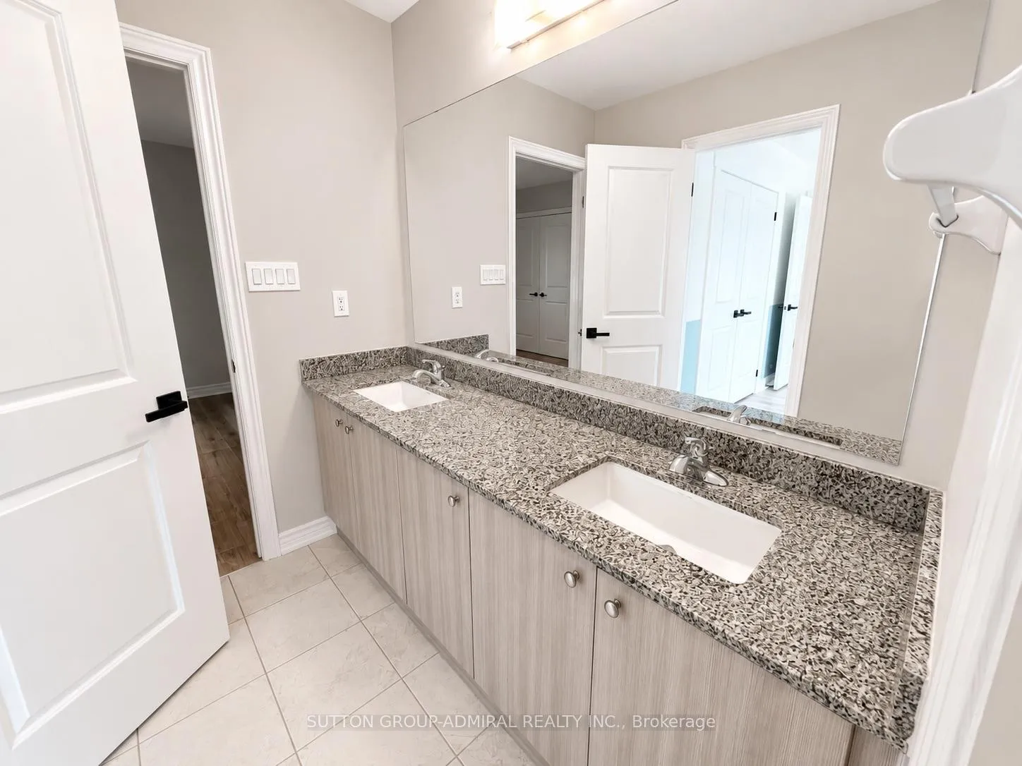Photo 24 of 1320 Blackmore Street, Innisfil, Alcona — HOMEH