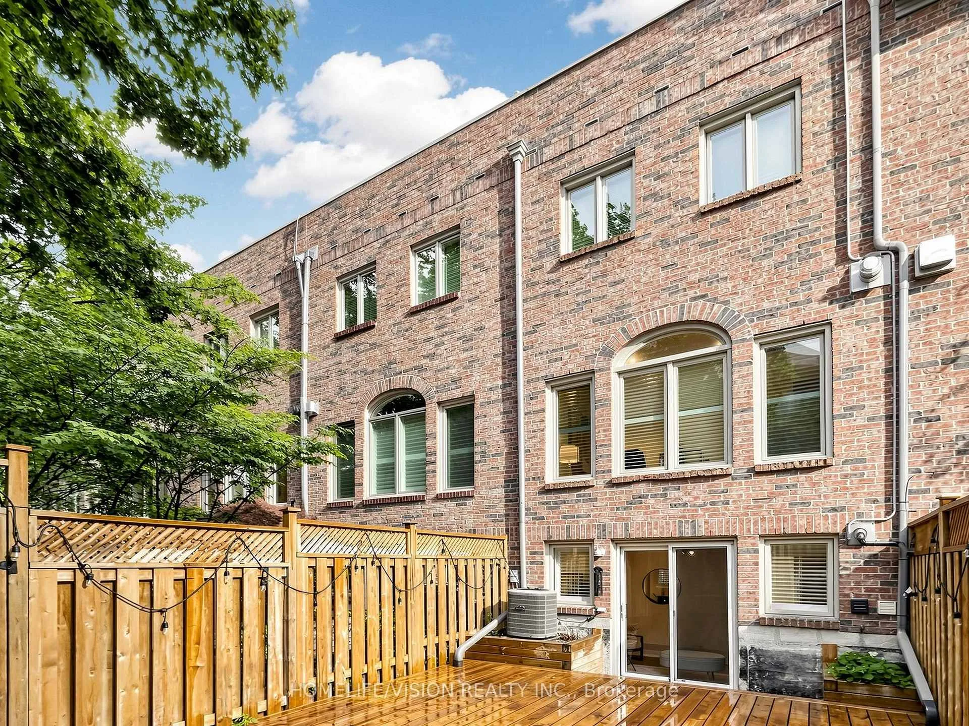 Photo 46 of Unit Th2, 175 Grand Avenue, Etobicoke, Stonegate-Queensway — HOMEH