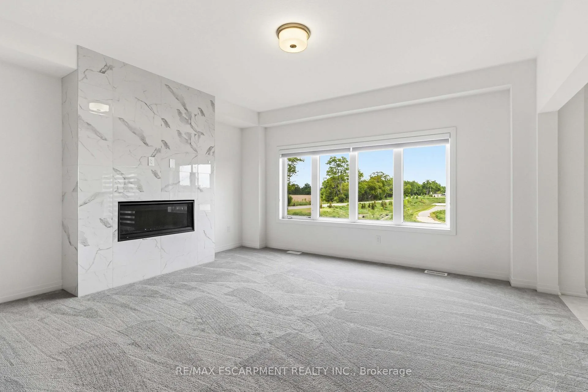 Photo 7 of 126 Hitchman Street, Brant, Paris — HOMEH