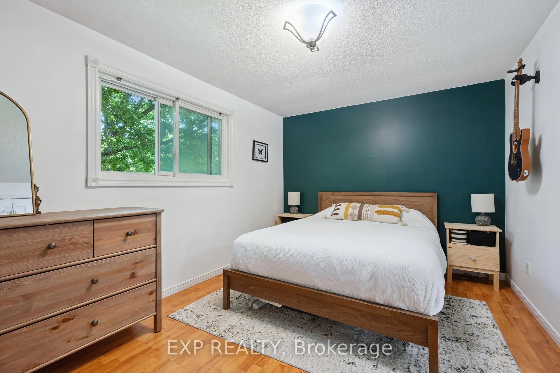 Photo 18 of 124 Sanderson Drive, Guelph, Willow West/Sugarbush/West Acres — HOMEH