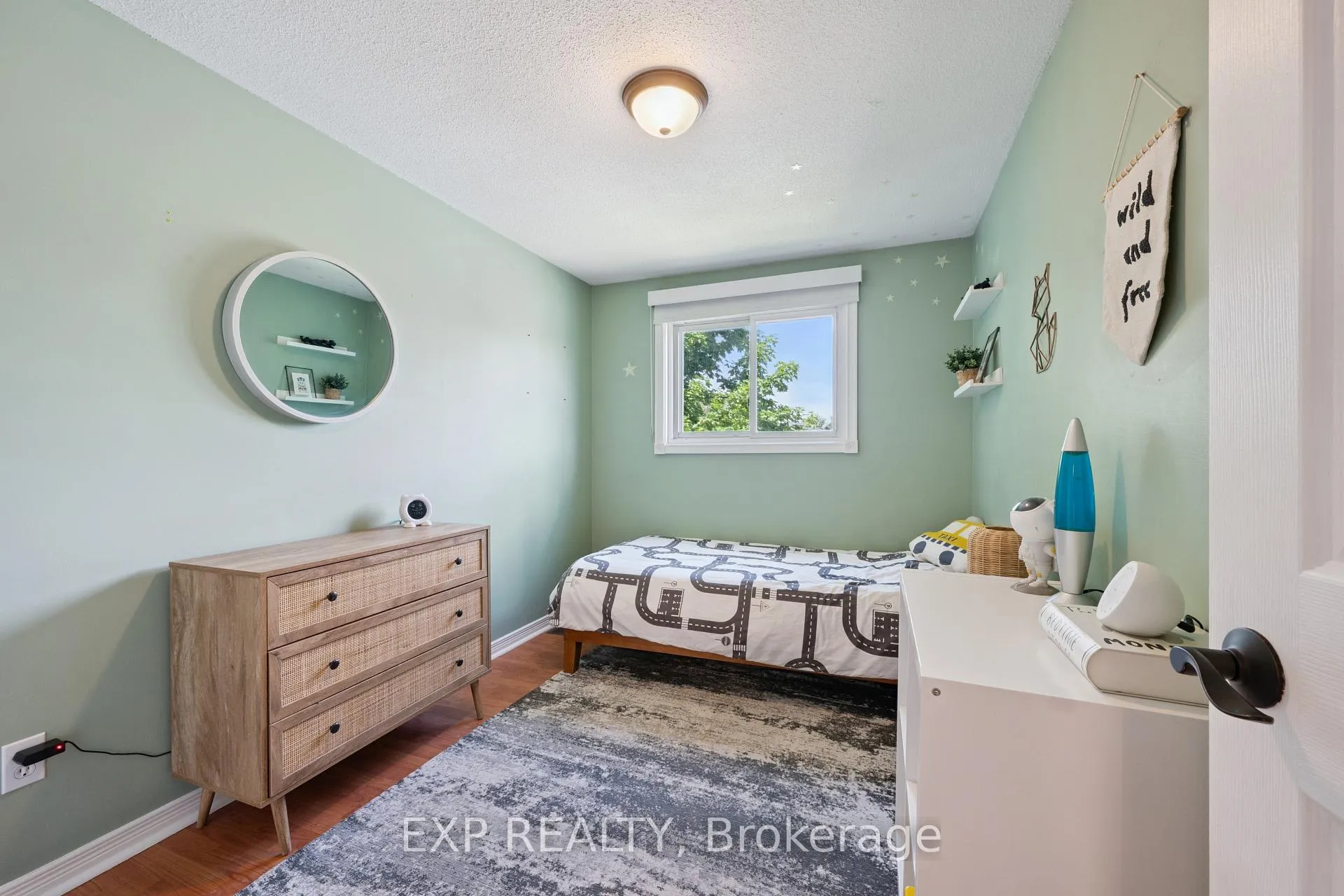 Photo 20 of 124 Sanderson Drive, Guelph, Willow West/Sugarbush/West Acres — HOMEH