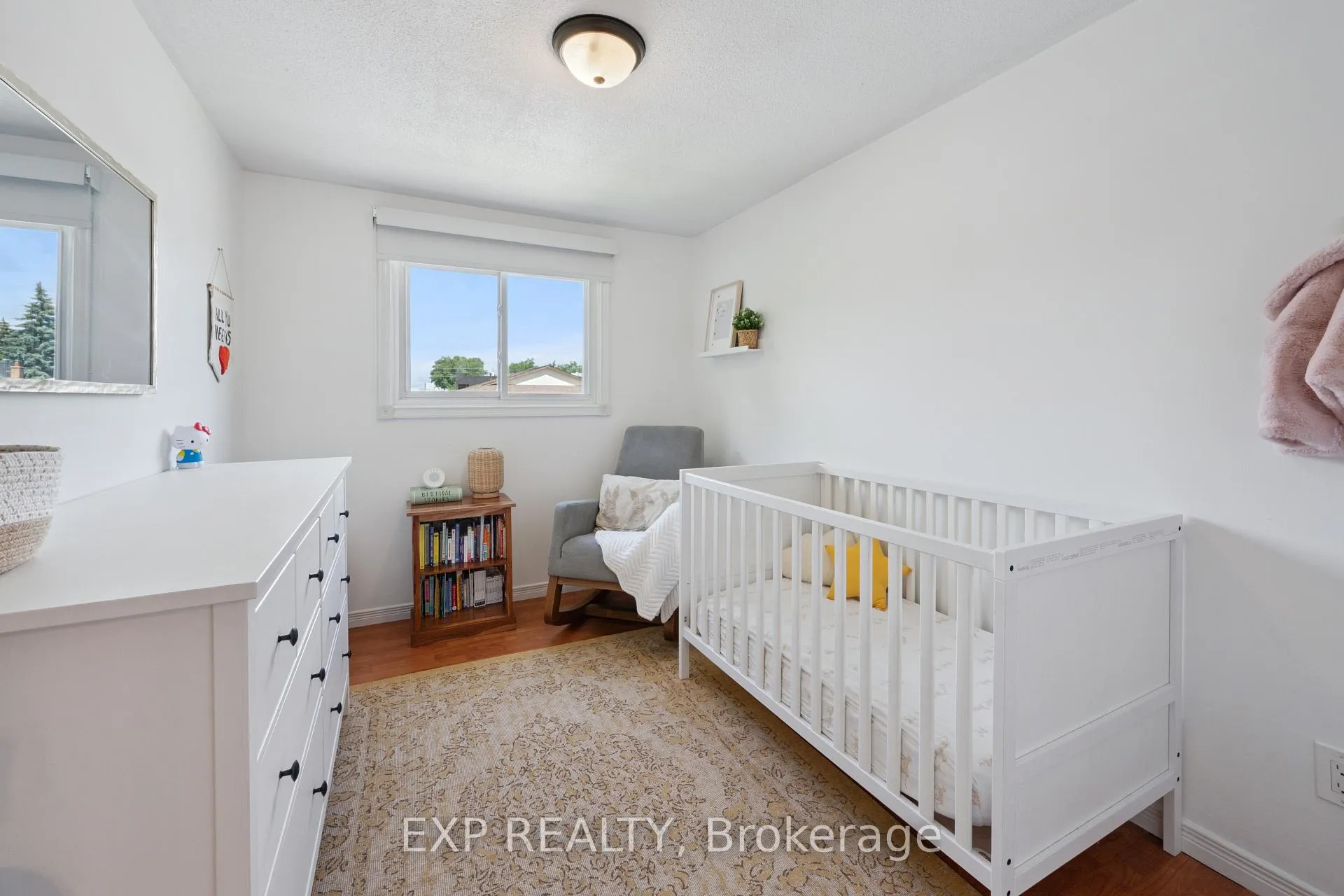 Photo 21 of 124 Sanderson Drive, Guelph, Willow West/Sugarbush/West Acres — HOMEH