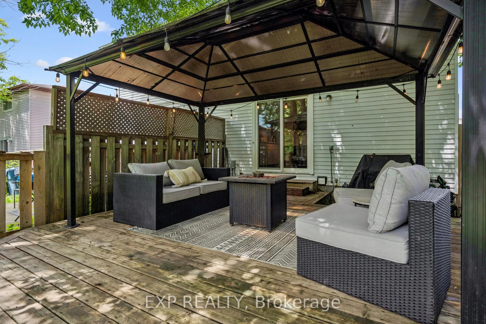 Photo 28 of 124 Sanderson Drive, Guelph, Willow West/Sugarbush/West Acres — HOMEH