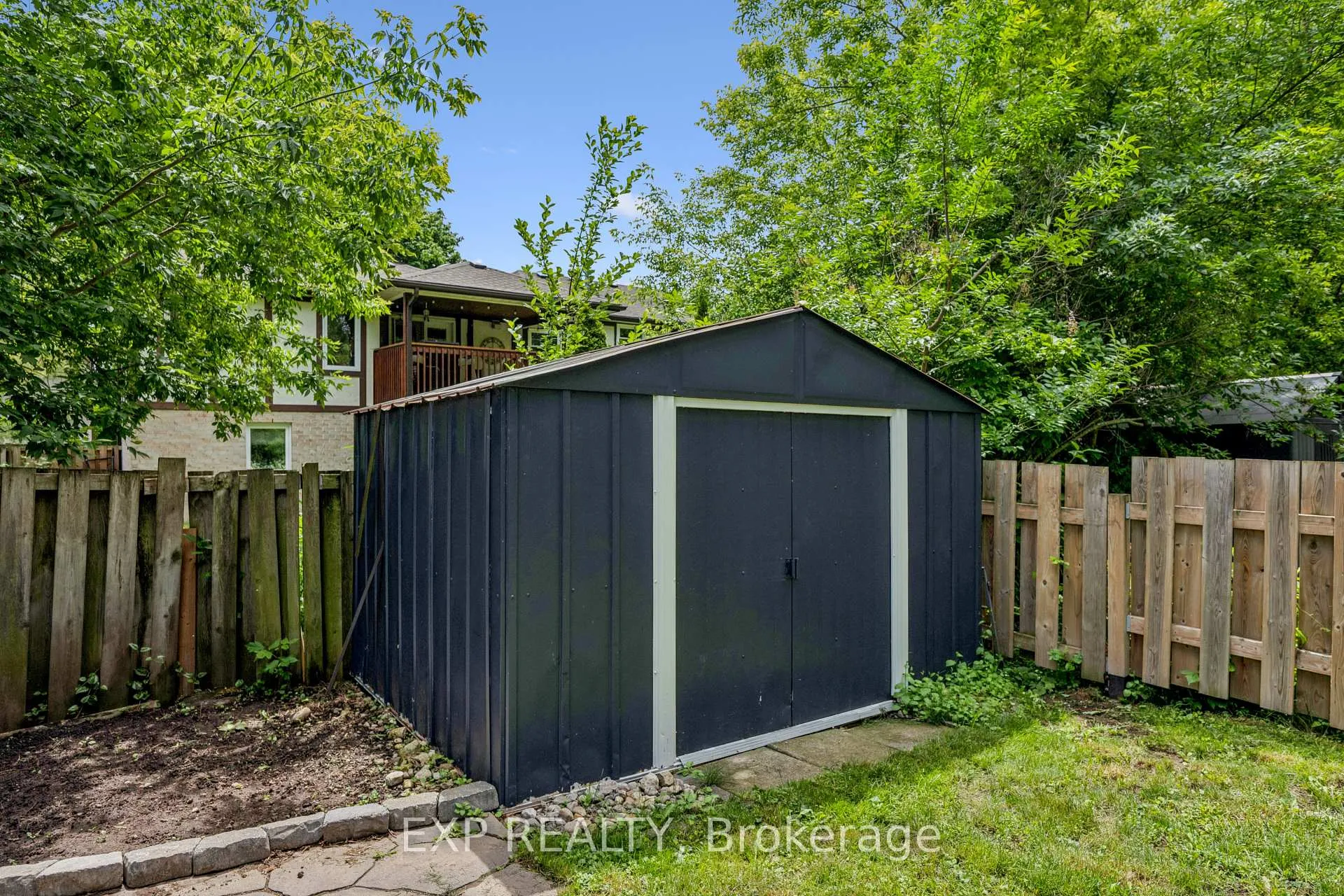 Photo 37 of 124 Sanderson Drive, Guelph, Willow West/Sugarbush/West Acres — HOMEH