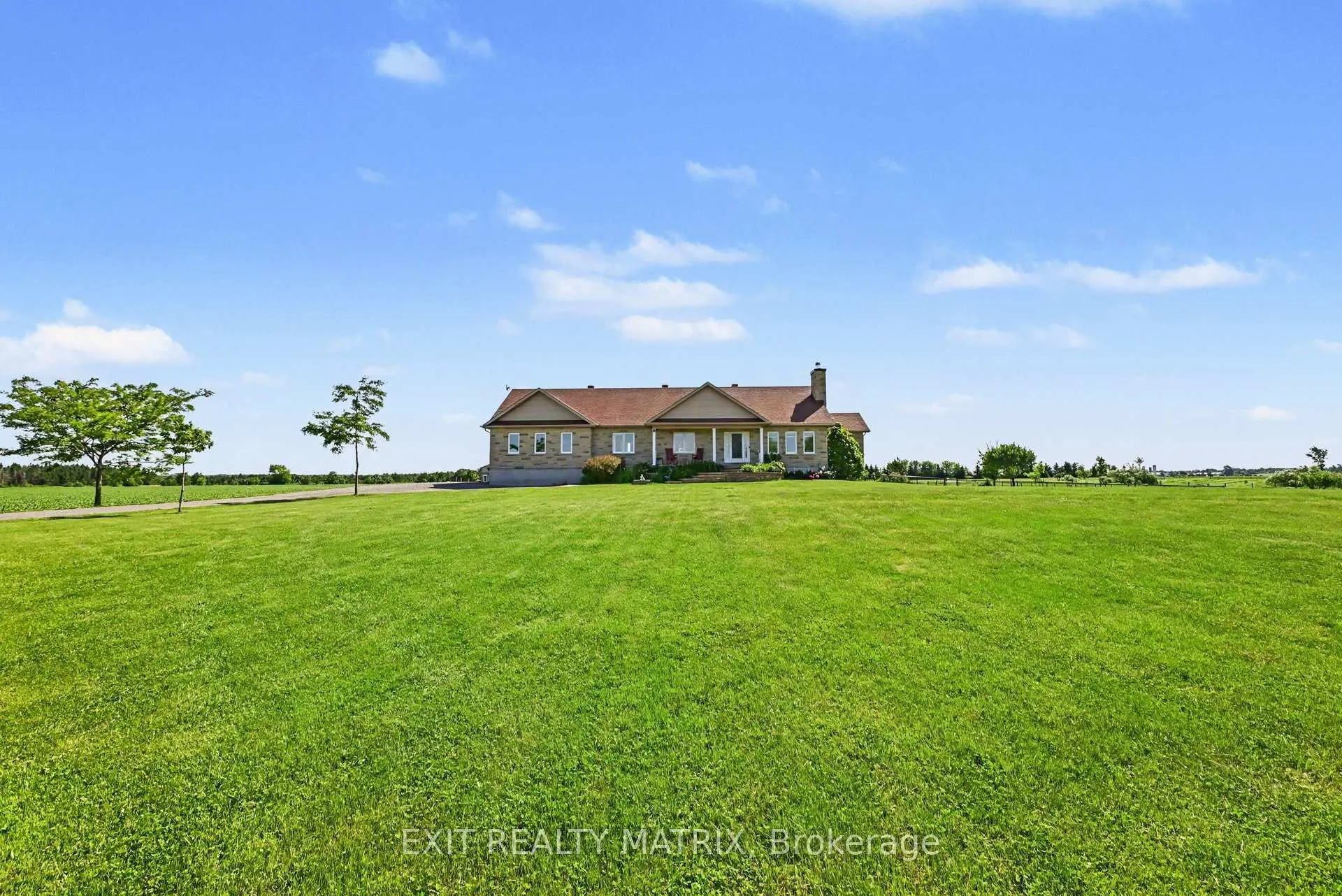 Photo 4 of 3139 Birchgrove Road, Ottawa, Cumberland West — HOMEH