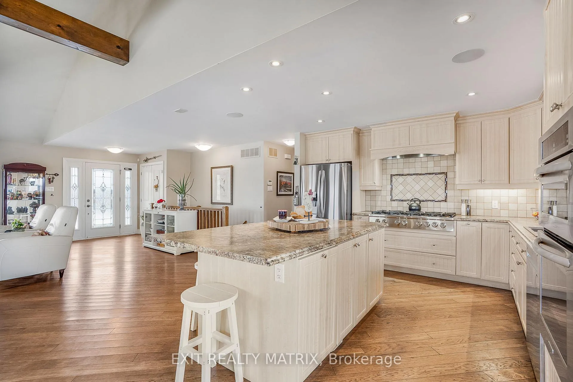 Photo 12 of 3139 Birchgrove Road, Ottawa, Cumberland West — HOMEH