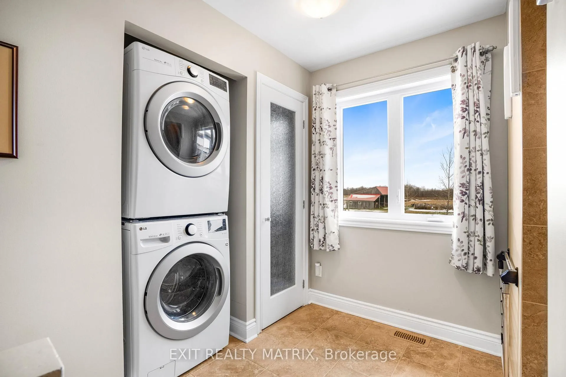 Photo 23 of 3139 Birchgrove Road, Ottawa, Cumberland West — HOMEH