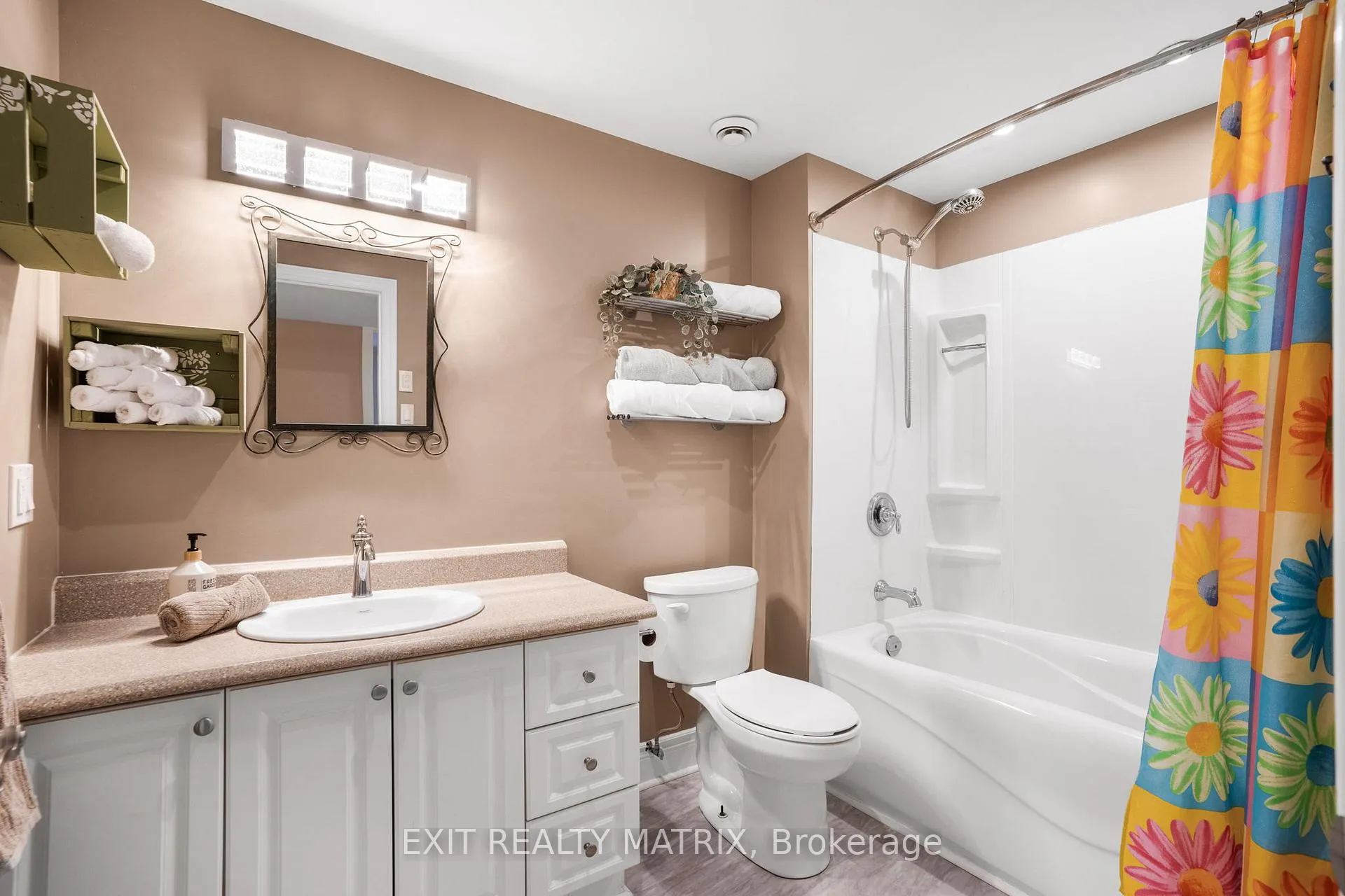 Photo 32 of 3139 Birchgrove Road, Ottawa, Cumberland West — HOMEH