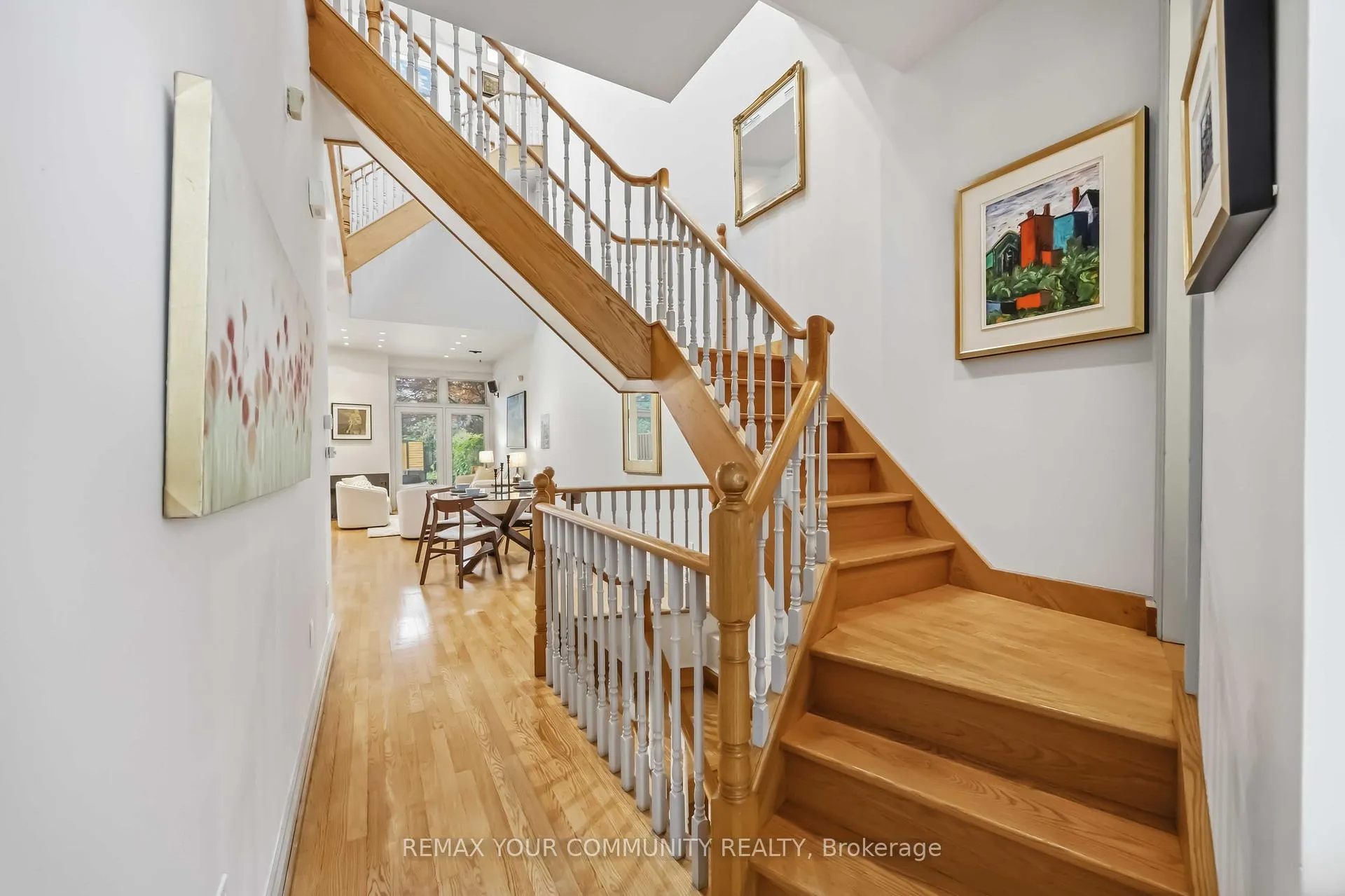 Photo 5 of 44 Castlefield Avenue, Toronto, Yonge-Eglinton — HOMEH