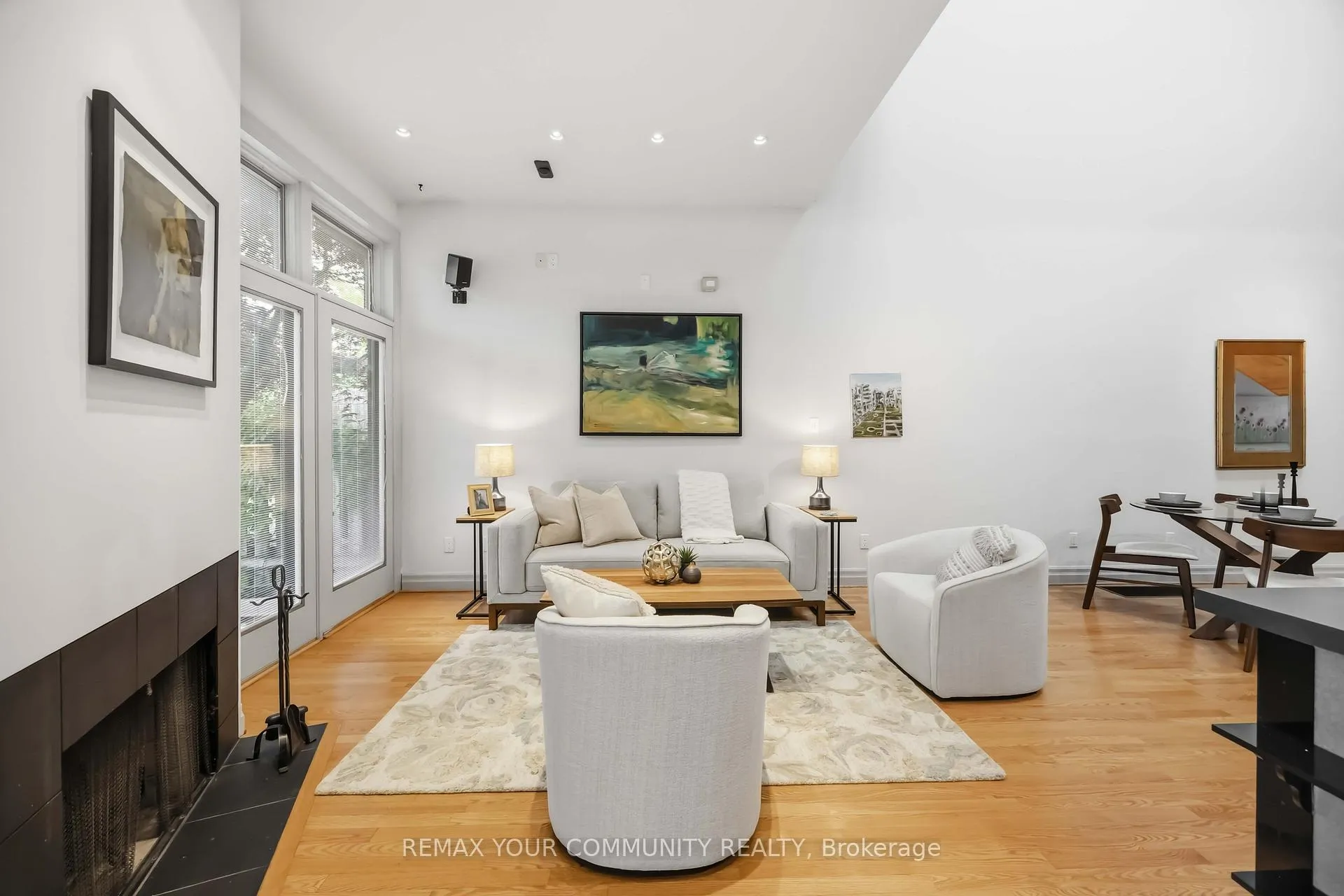 Photo 7 of 44 Castlefield Avenue, Toronto, Yonge-Eglinton — HOMEH