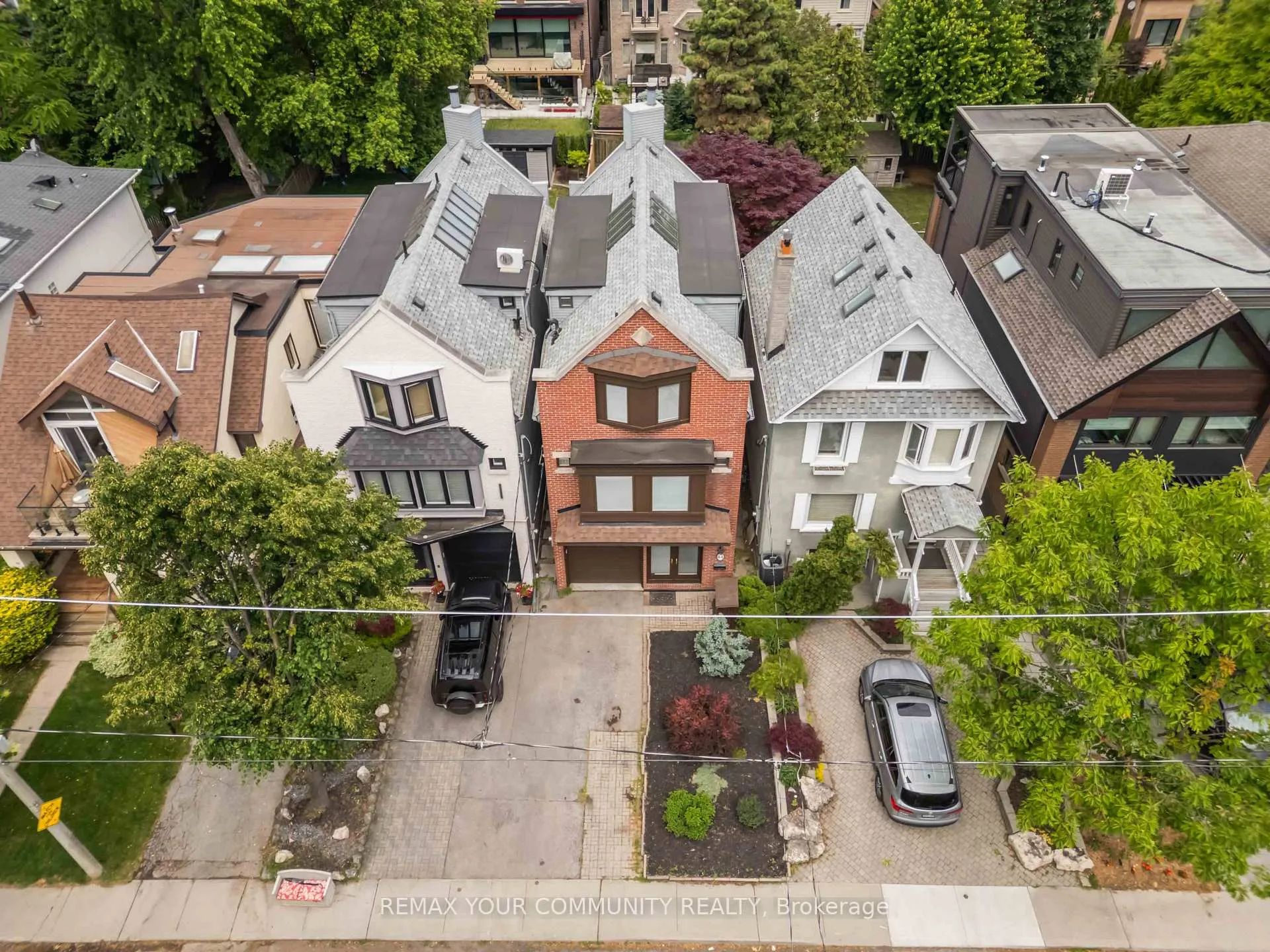 Photo 36 of 44 Castlefield Avenue, Toronto, Yonge-Eglinton — HOMEH