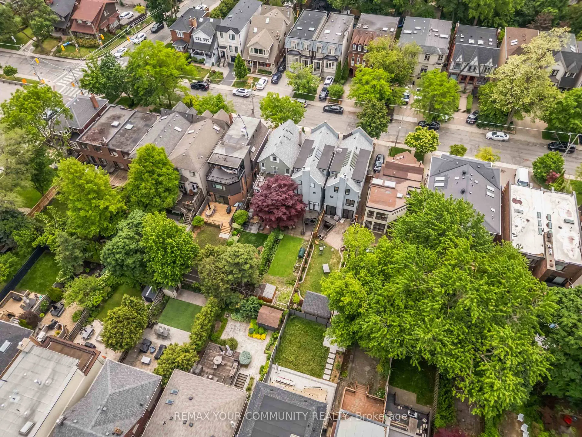 Photo 37 of 44 Castlefield Avenue, Toronto, Yonge-Eglinton — HOMEH