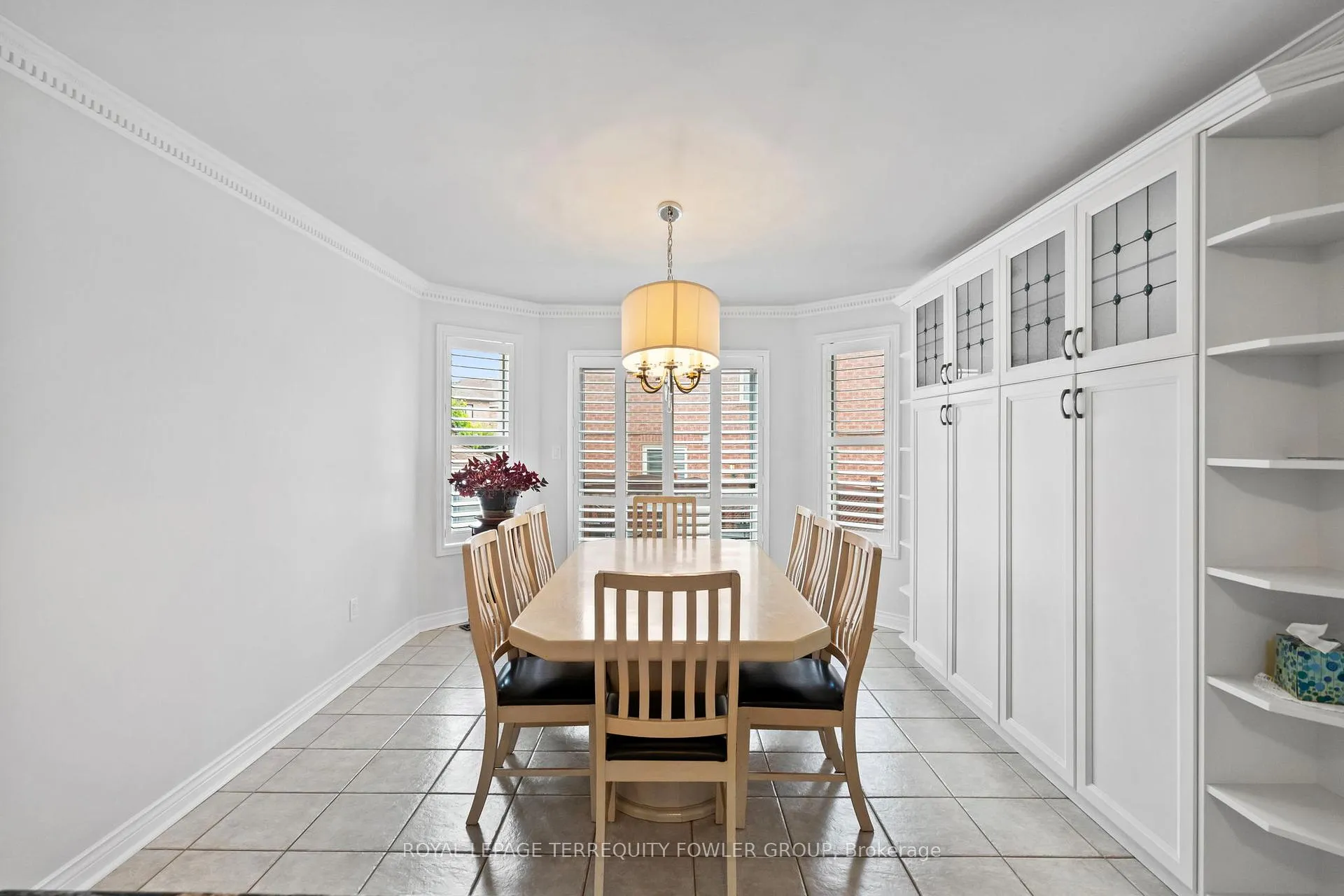Photo 10 of 13 Liptay Avenue, Caledon, Bolton East — HOMEH