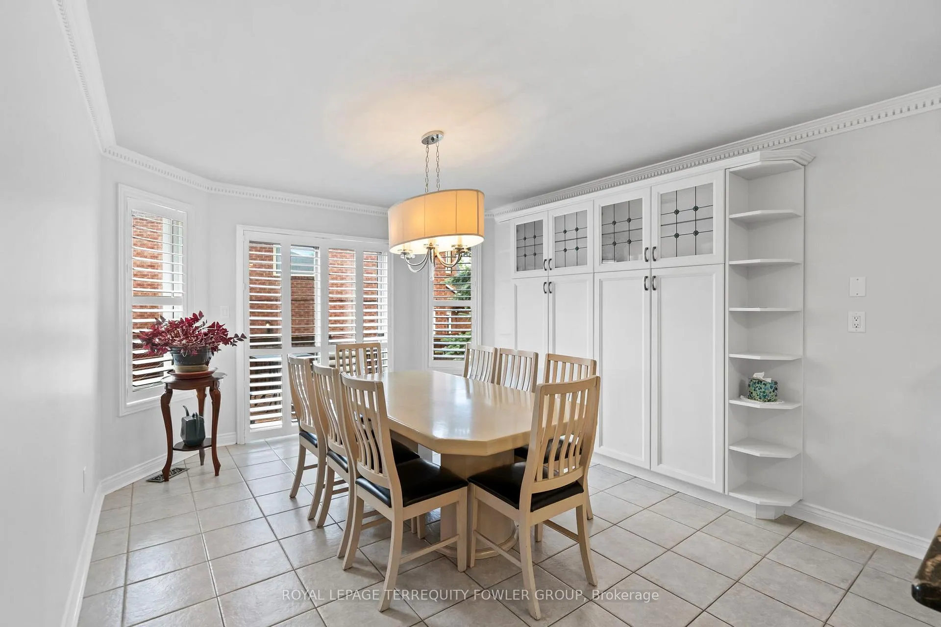 Photo 11 of 13 Liptay Avenue, Caledon, Bolton East — HOMEH