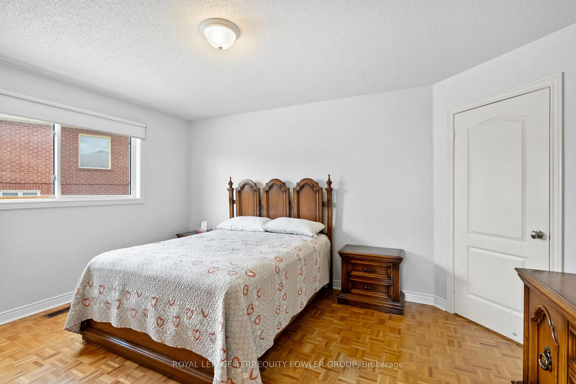 Photo 25 of 13 Liptay Avenue, Caledon, Bolton East — HOMEH