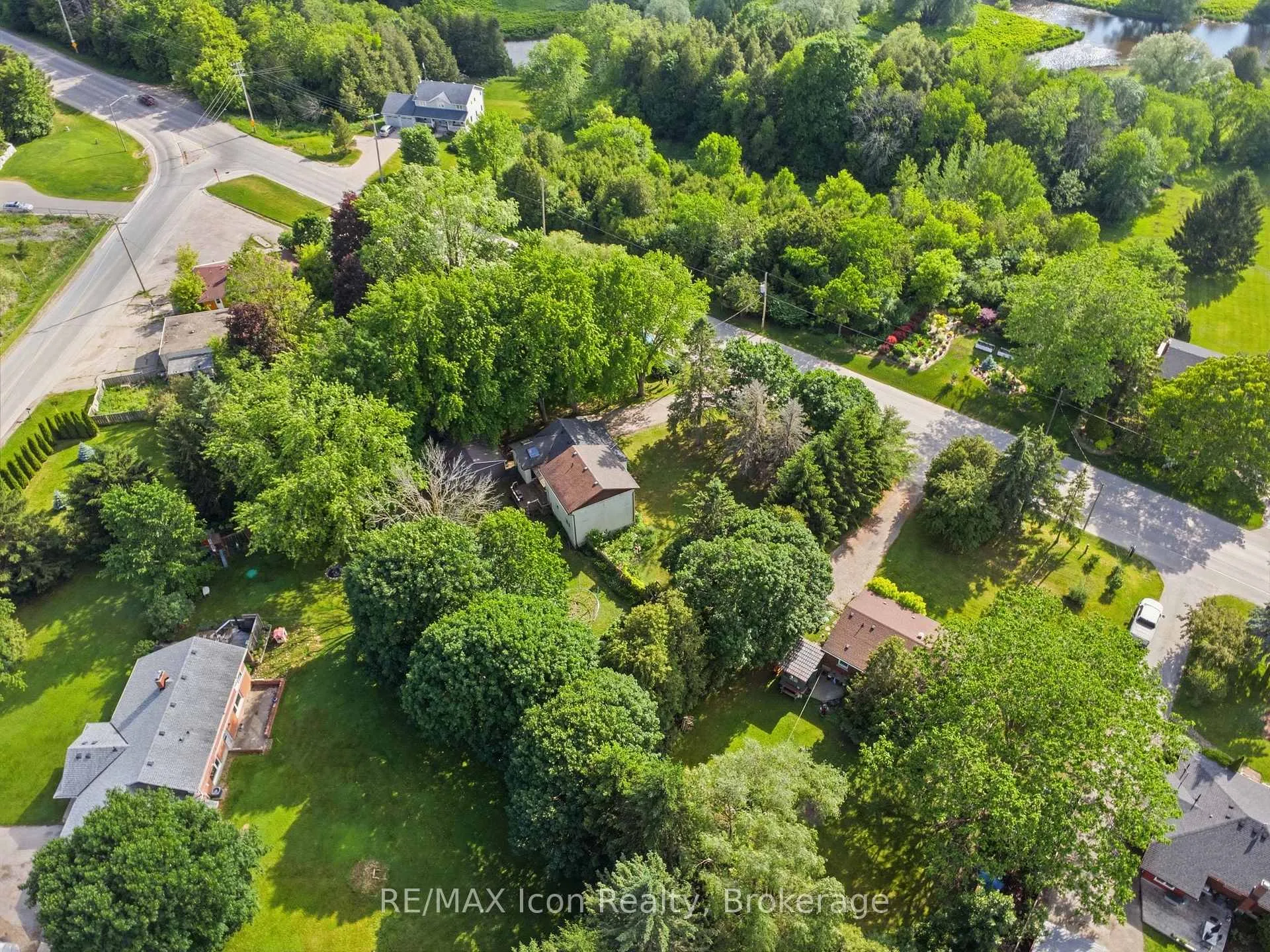 Photo 91 of 7239 Wellington Rd 21, Centre Wellington, Rural Centre Wellington West — HOMEH
