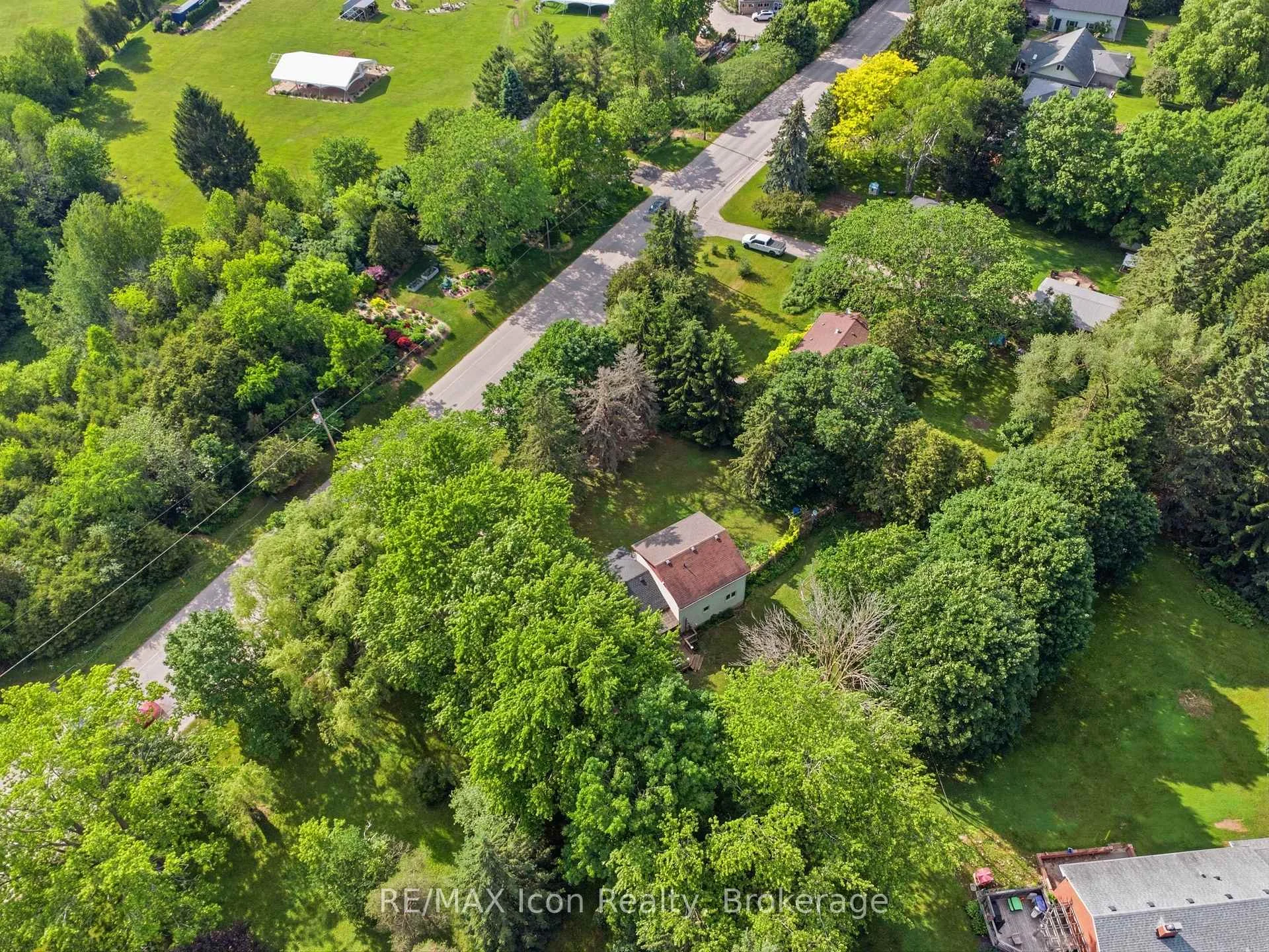 Photo 8 of 7239 Wellington Rd 21, Centre Wellington, Rural Centre Wellington West — HOMEH
