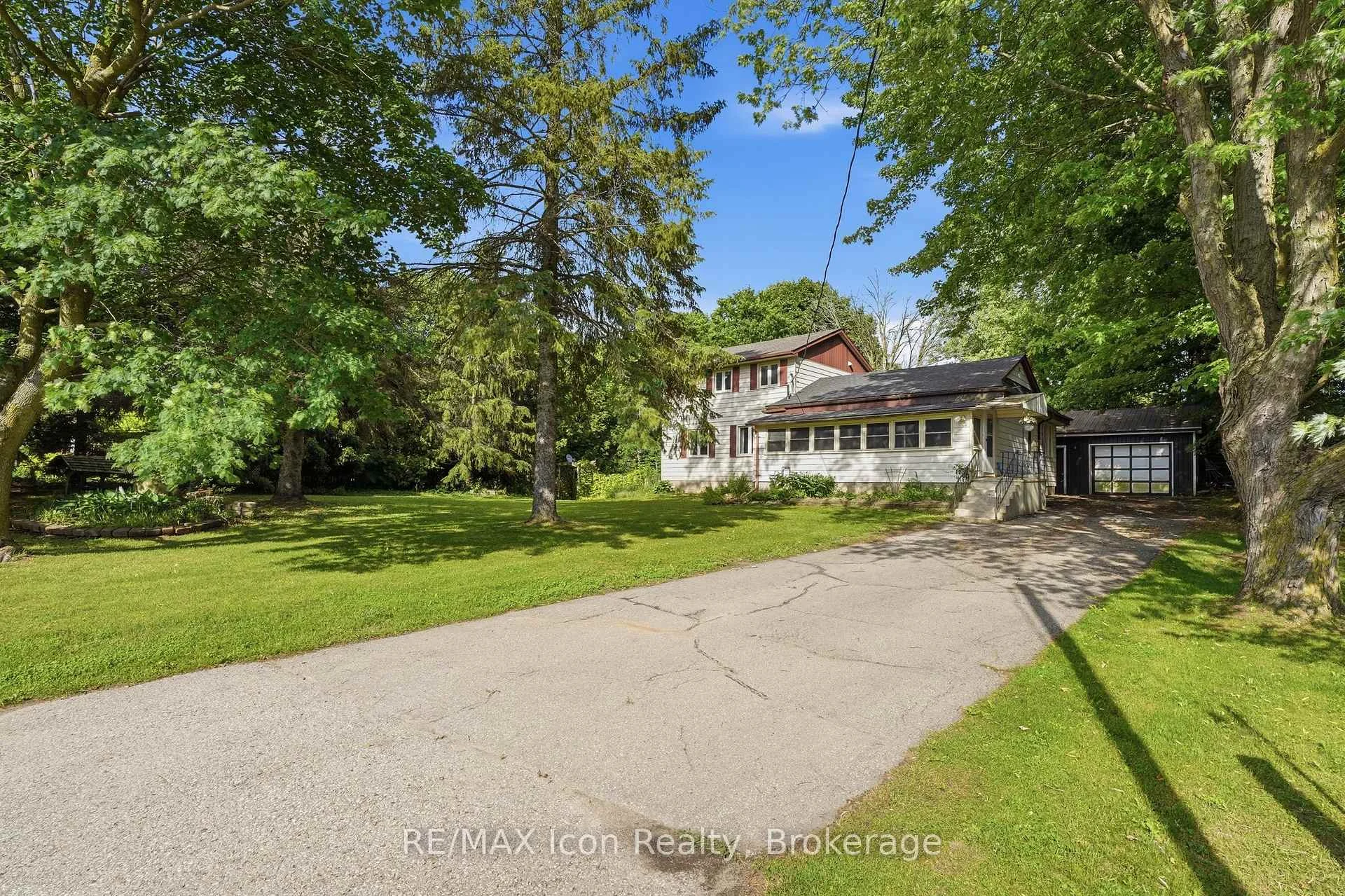 Photo 23 of 7239 Wellington Rd 21, Centre Wellington, Rural Centre Wellington West — HOMEH