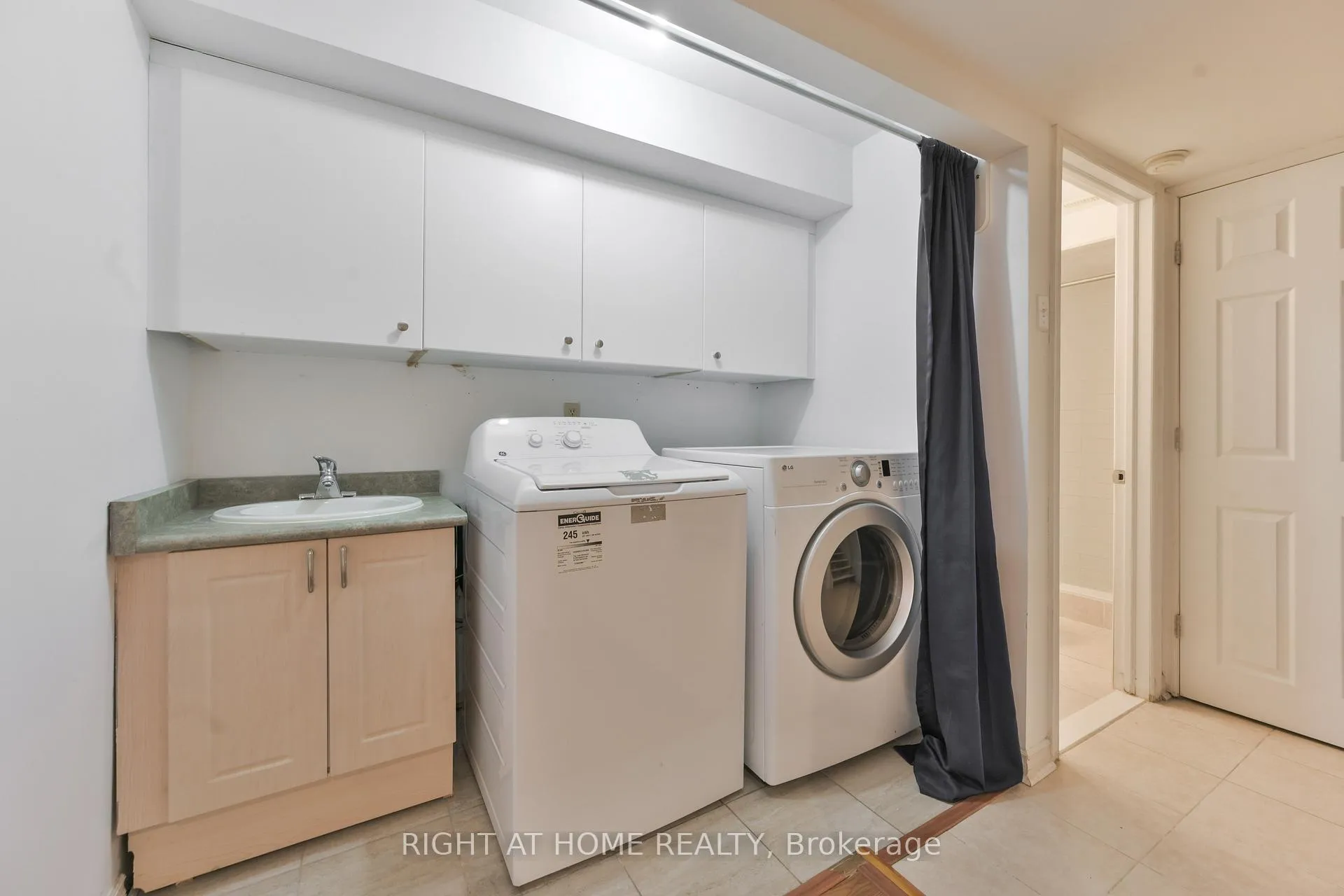 Photo 20 of 112 Creekwood Crescent, Whitby, Rolling Acres — HOMEH