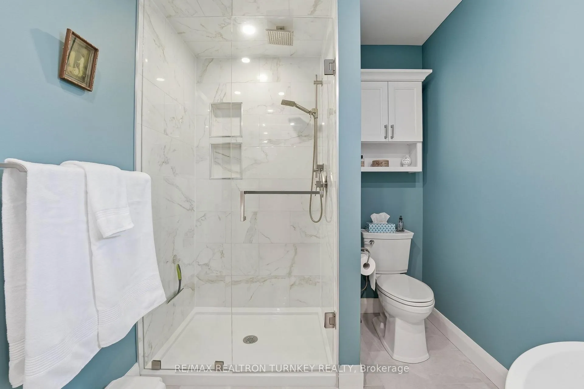 Photo 14 of 178 Parkview Crescent, Newmarket, Central Newmarket — HOMEH