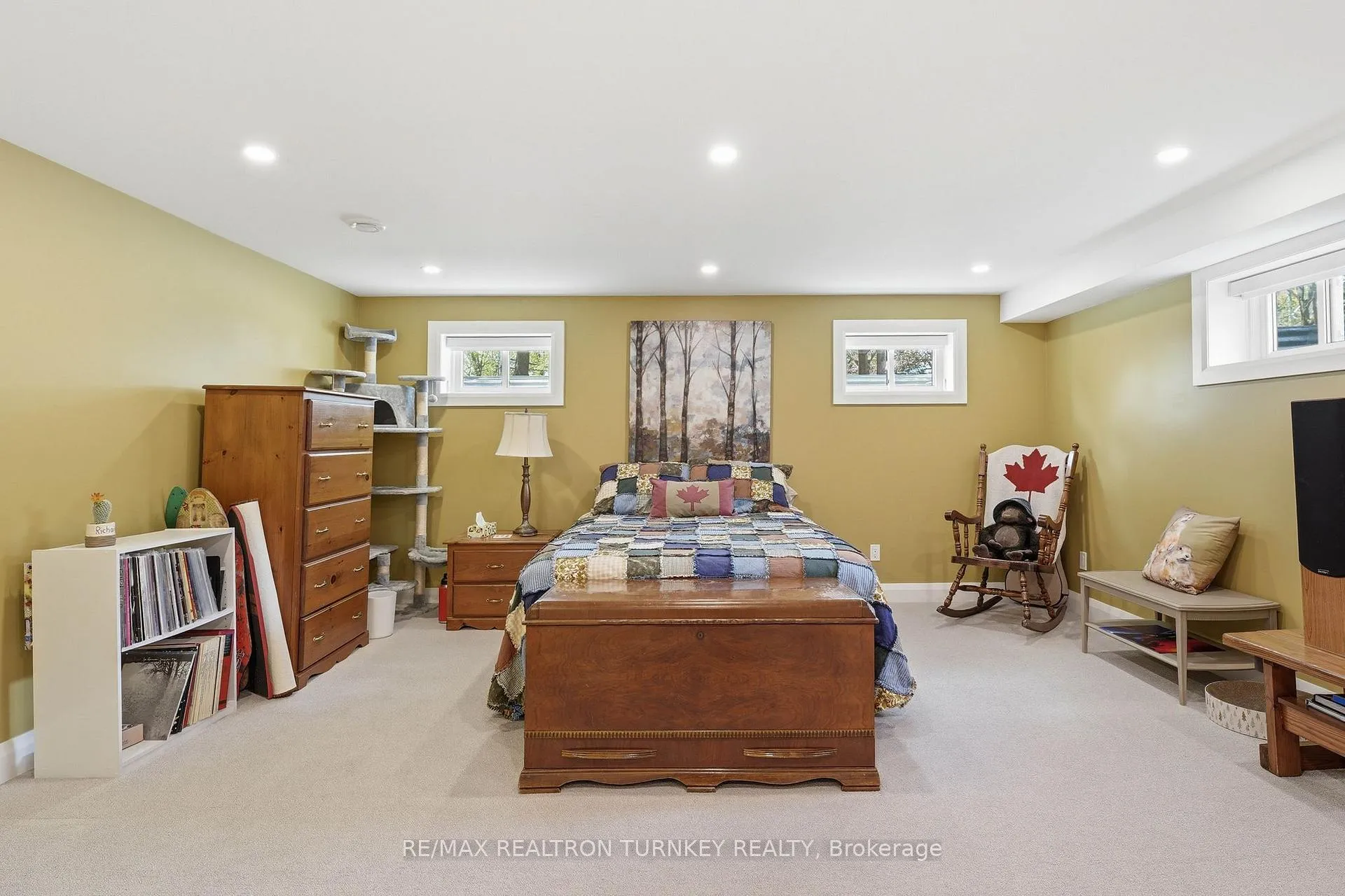 Photo 19 of 178 Parkview Crescent, Newmarket, Central Newmarket — HOMEH