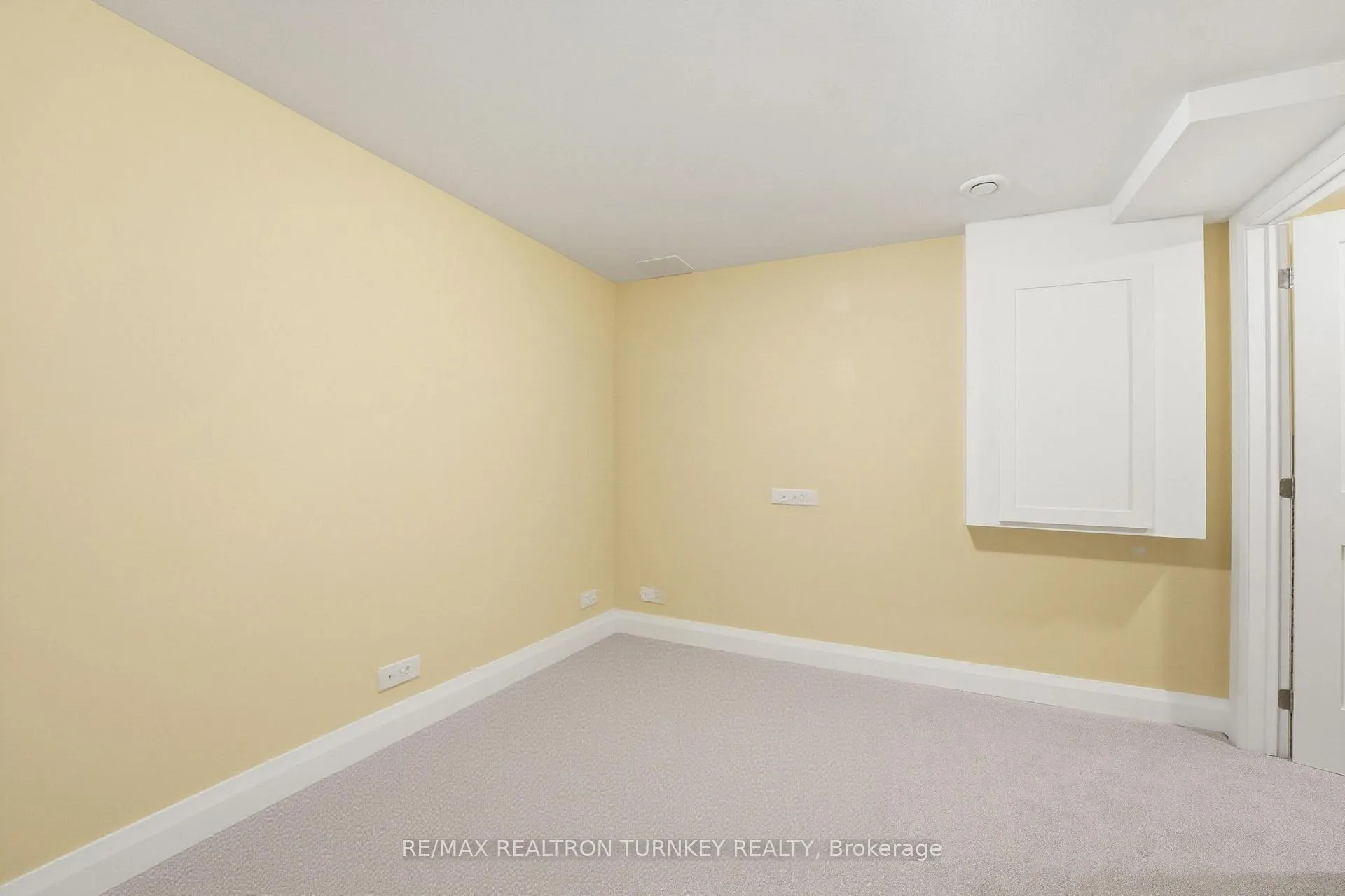 Photo 22 of 178 Parkview Crescent, Newmarket, Central Newmarket — HOMEH