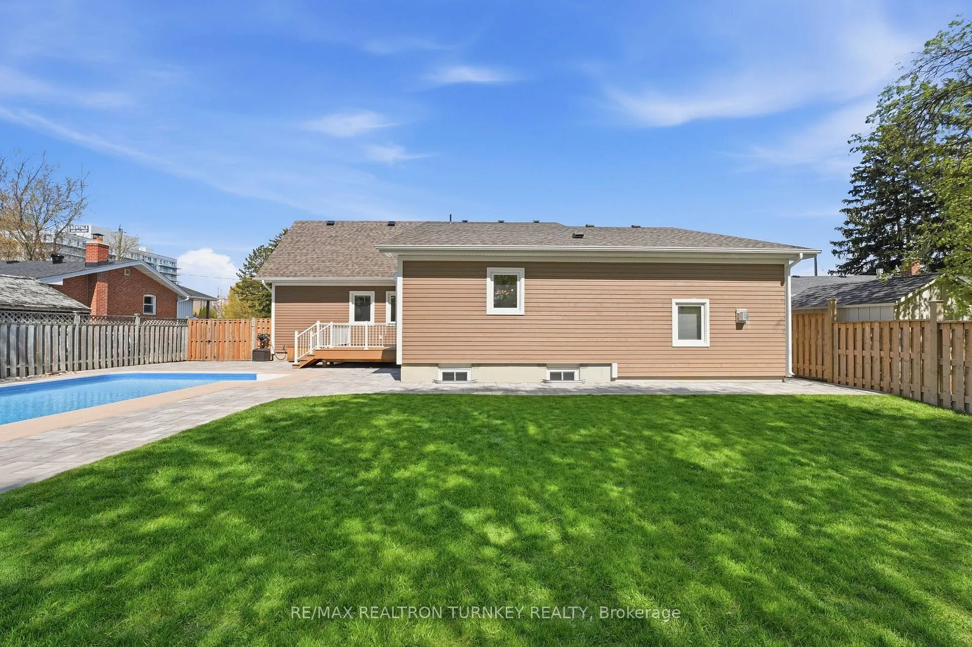 Photo 31 of 178 Parkview Crescent, Newmarket, Central Newmarket — HOMEH