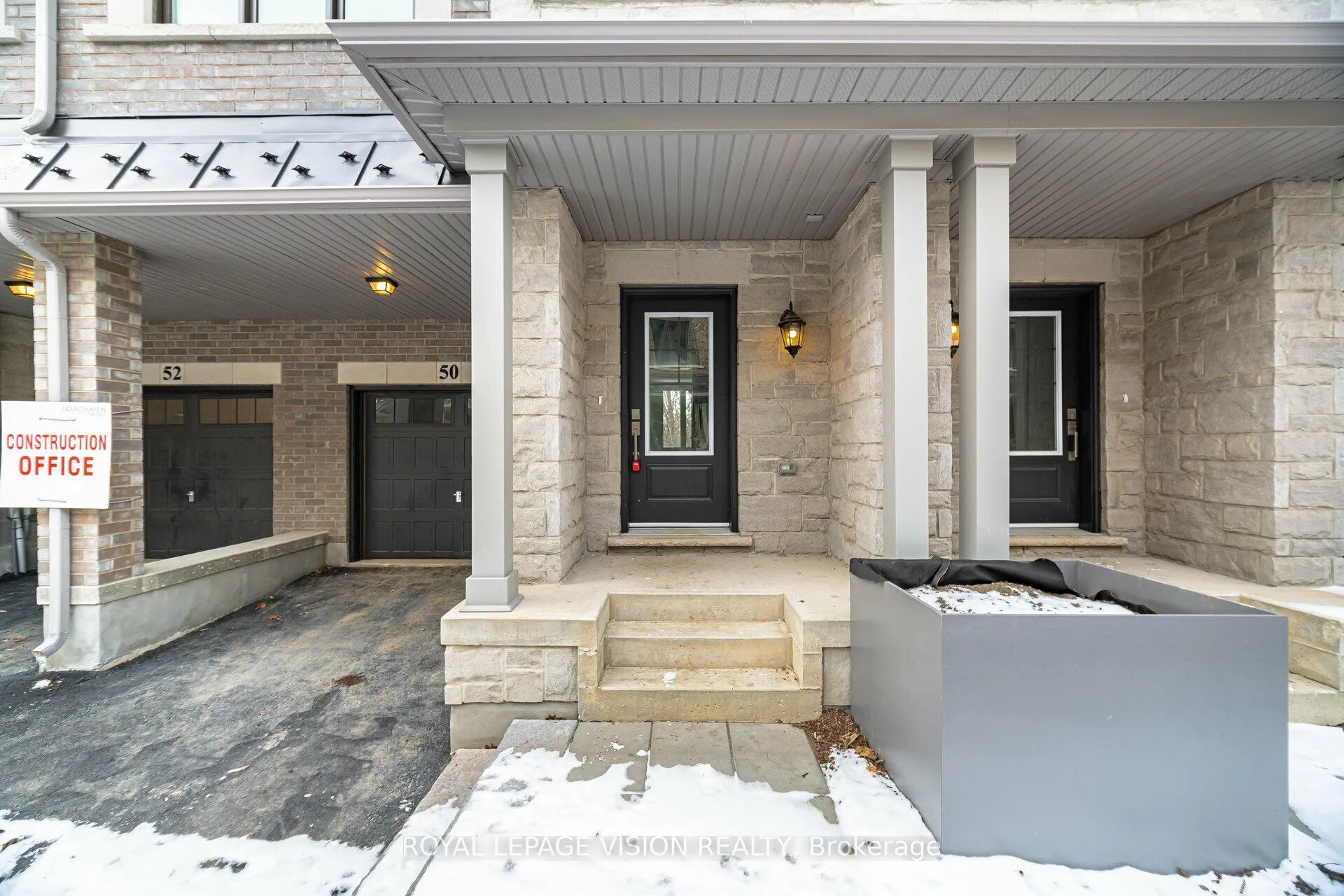 Photo 3 of 50 Folcroft Street, Brampton, Credit Valley — HOMEH