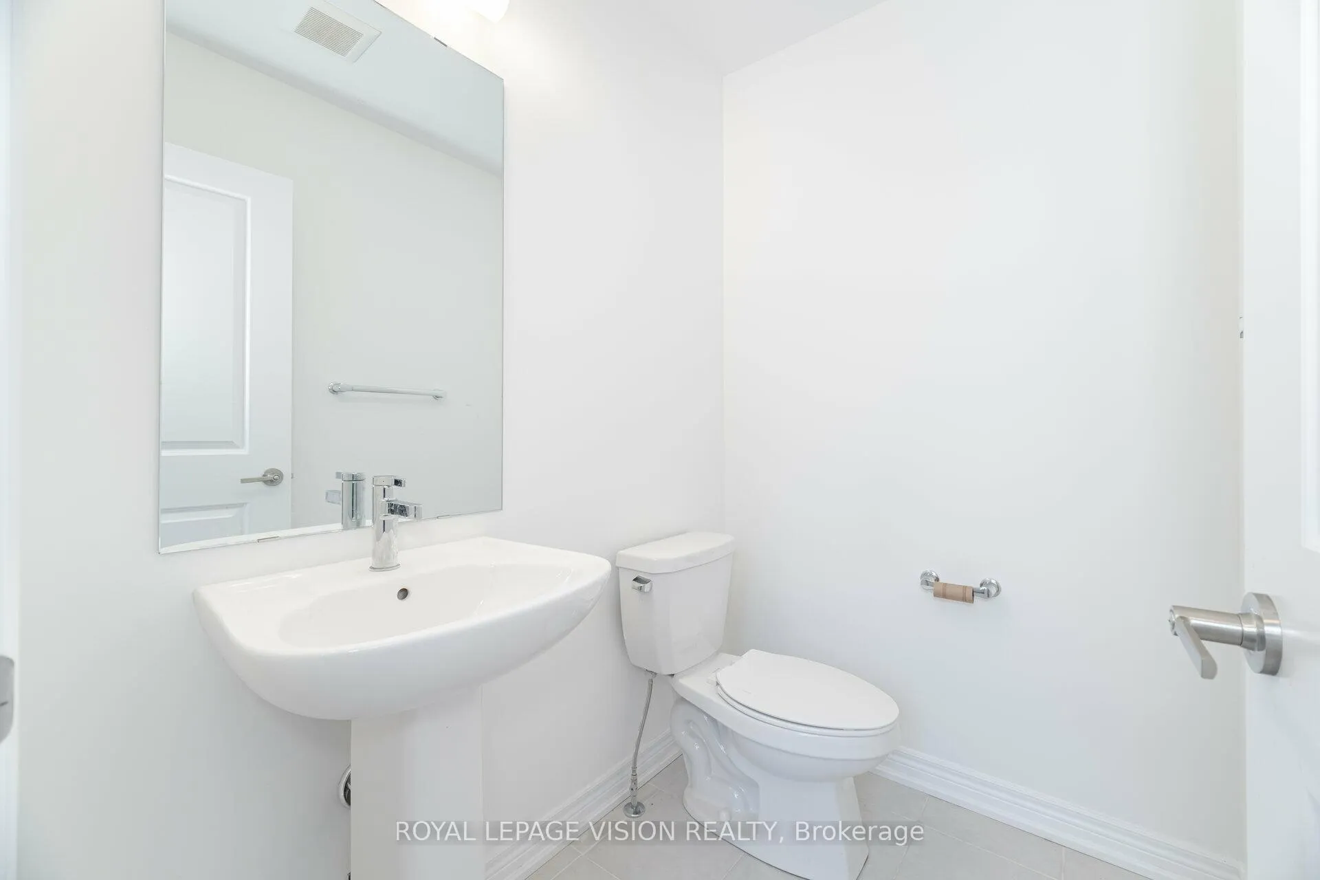 Photo 16 of 50 Folcroft Street, Brampton, Credit Valley — HOMEH