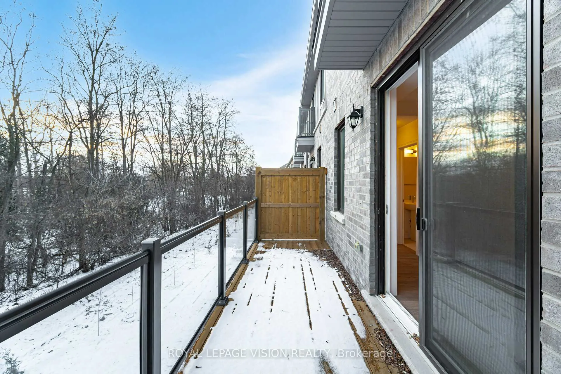 Photo 18 of 50 Folcroft Street, Brampton, Credit Valley — HOMEH